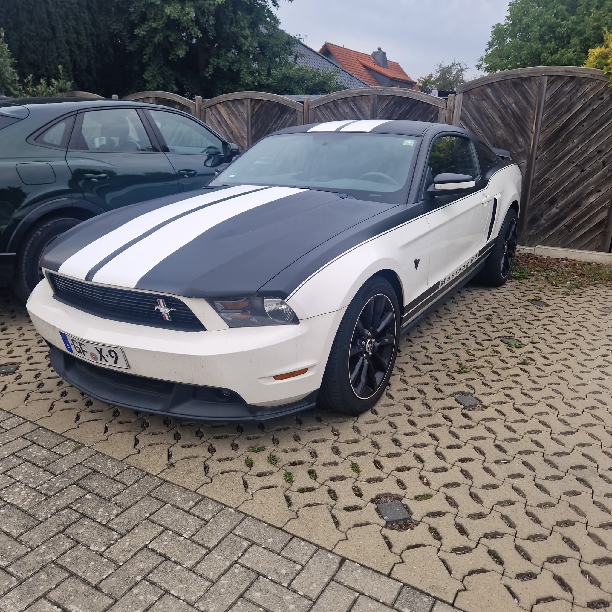 2005 Ford Mustang (S197)