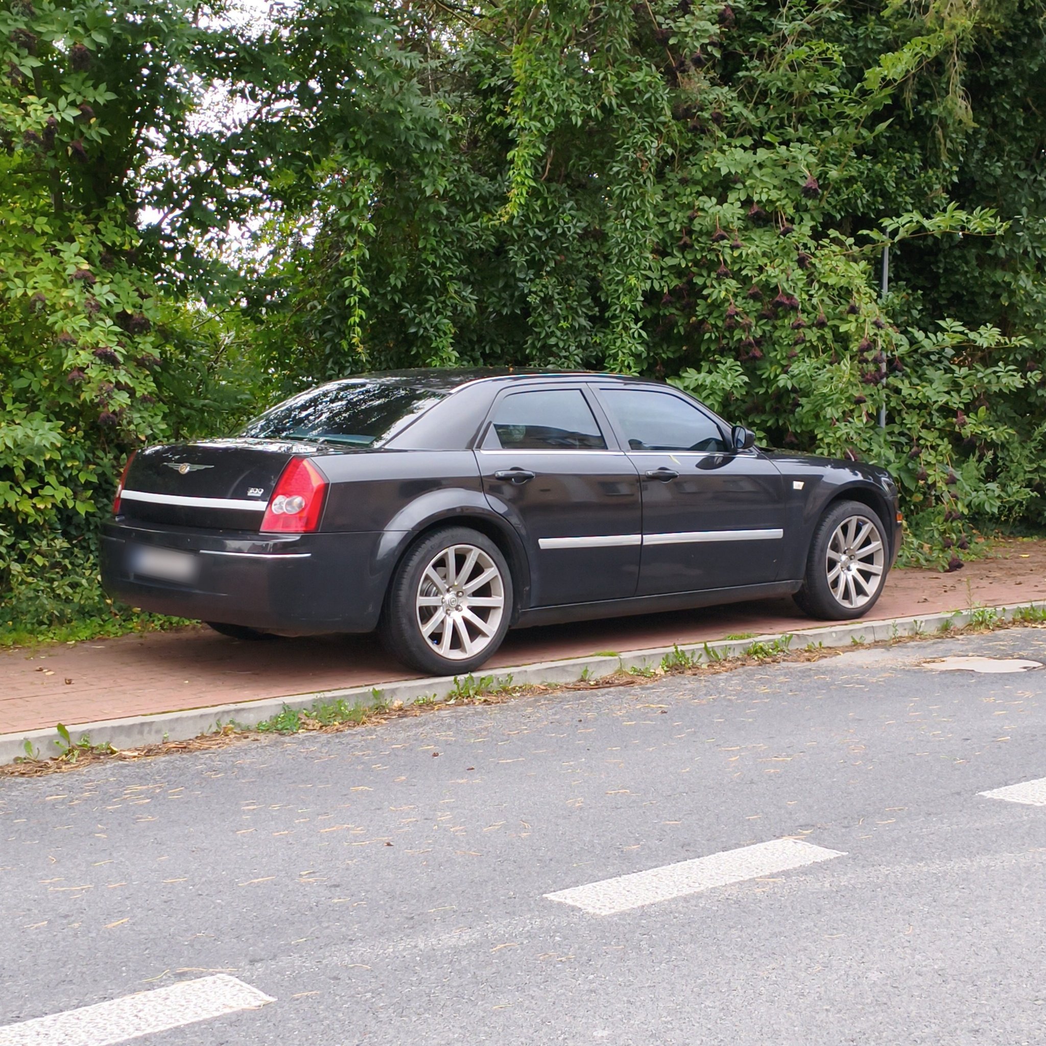 2005 Chrysler 300C (LX)