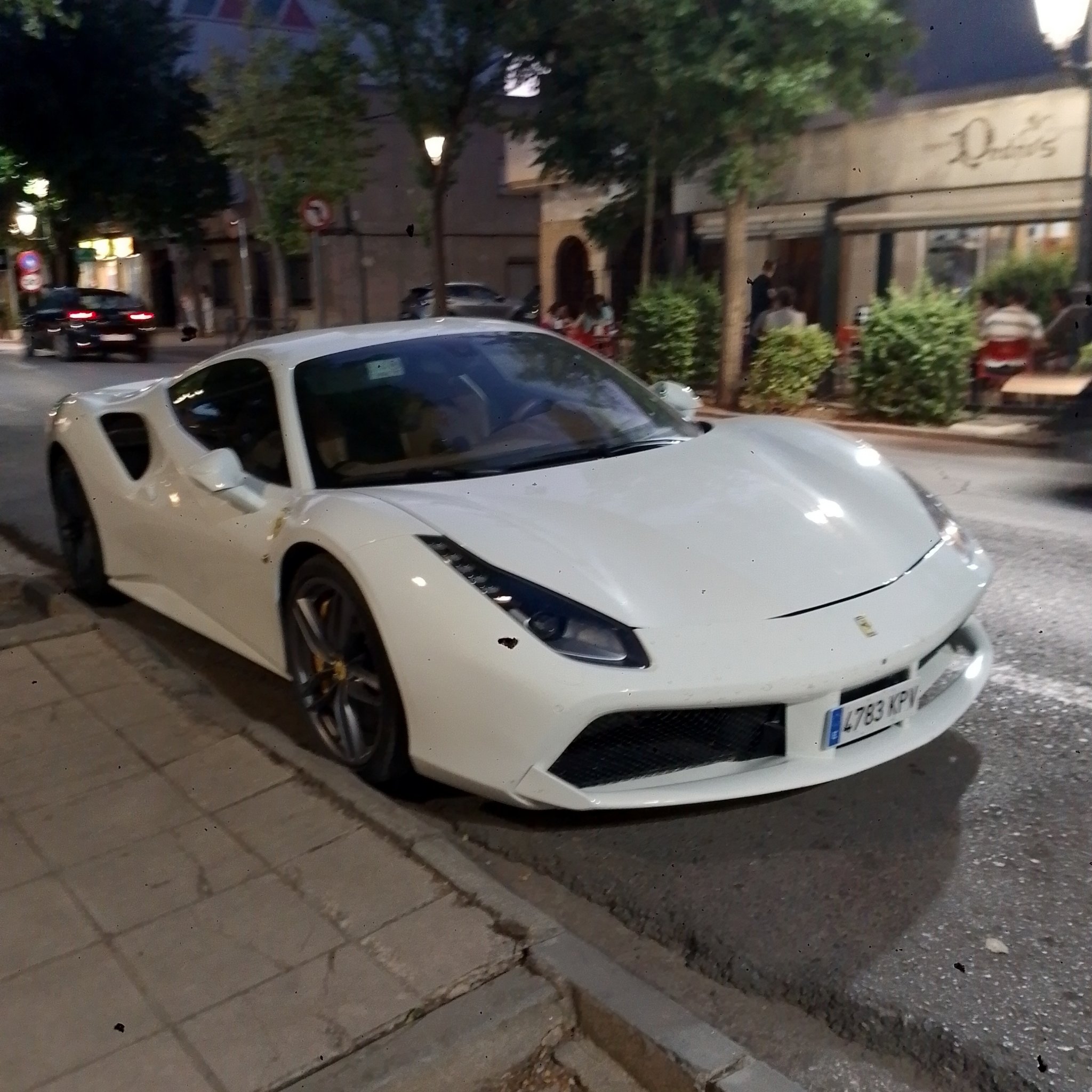 2015 Ferrari 488 GTB