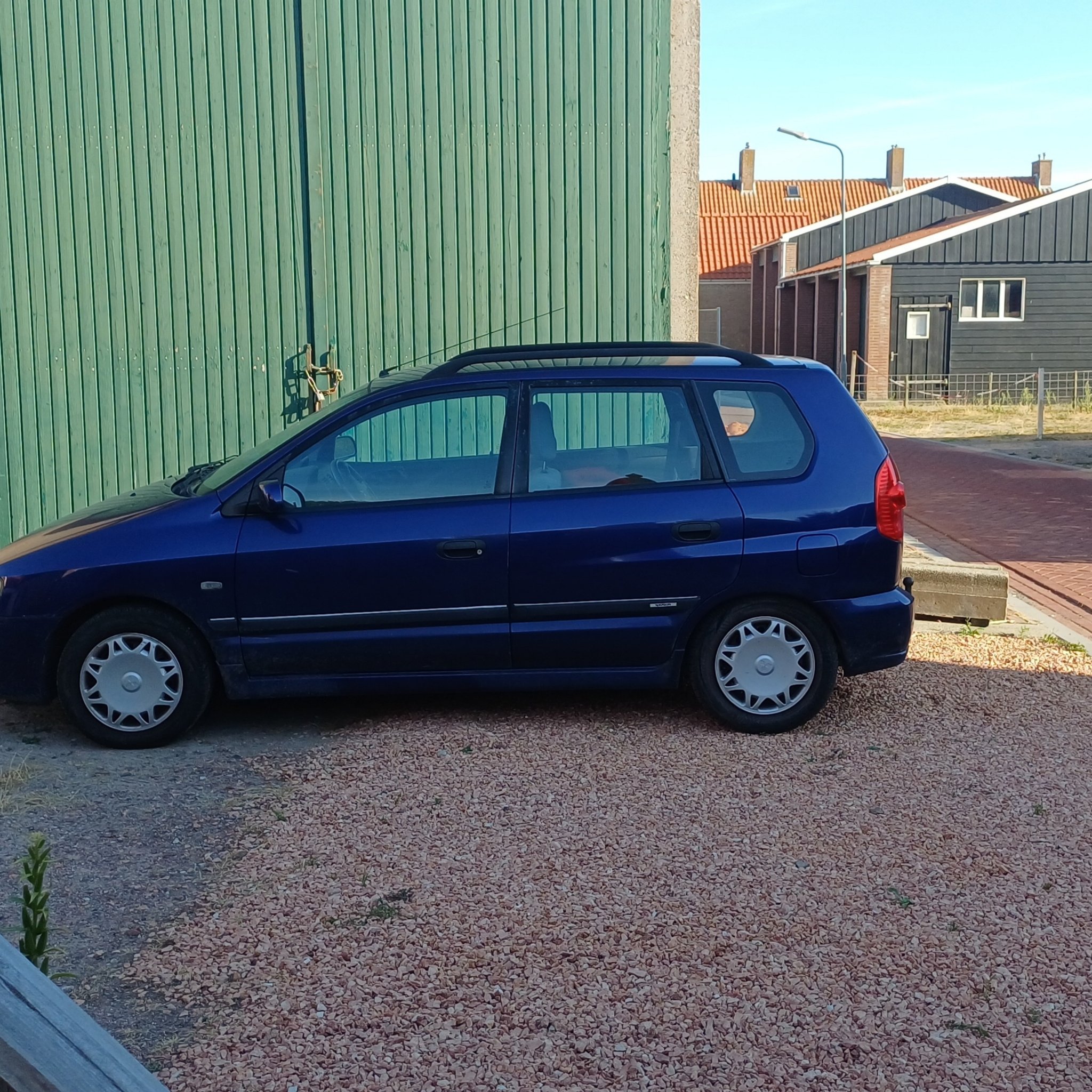 1998 Mitsubishi Space Star