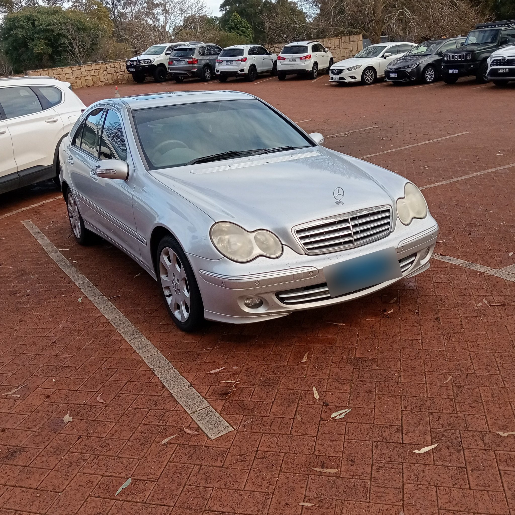 2000 Mercedes-Benz C-Class (W203)