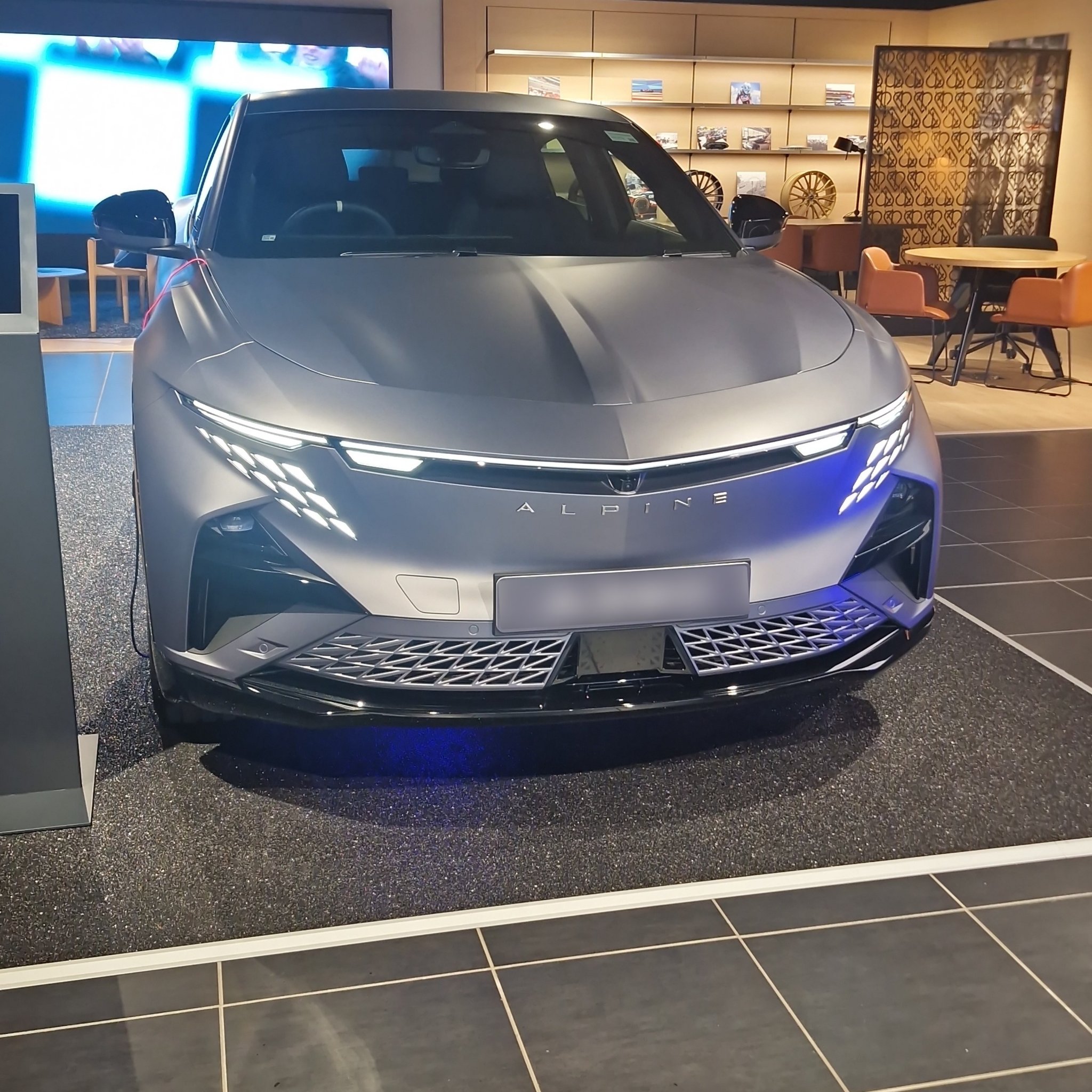2025 Alpine A390
