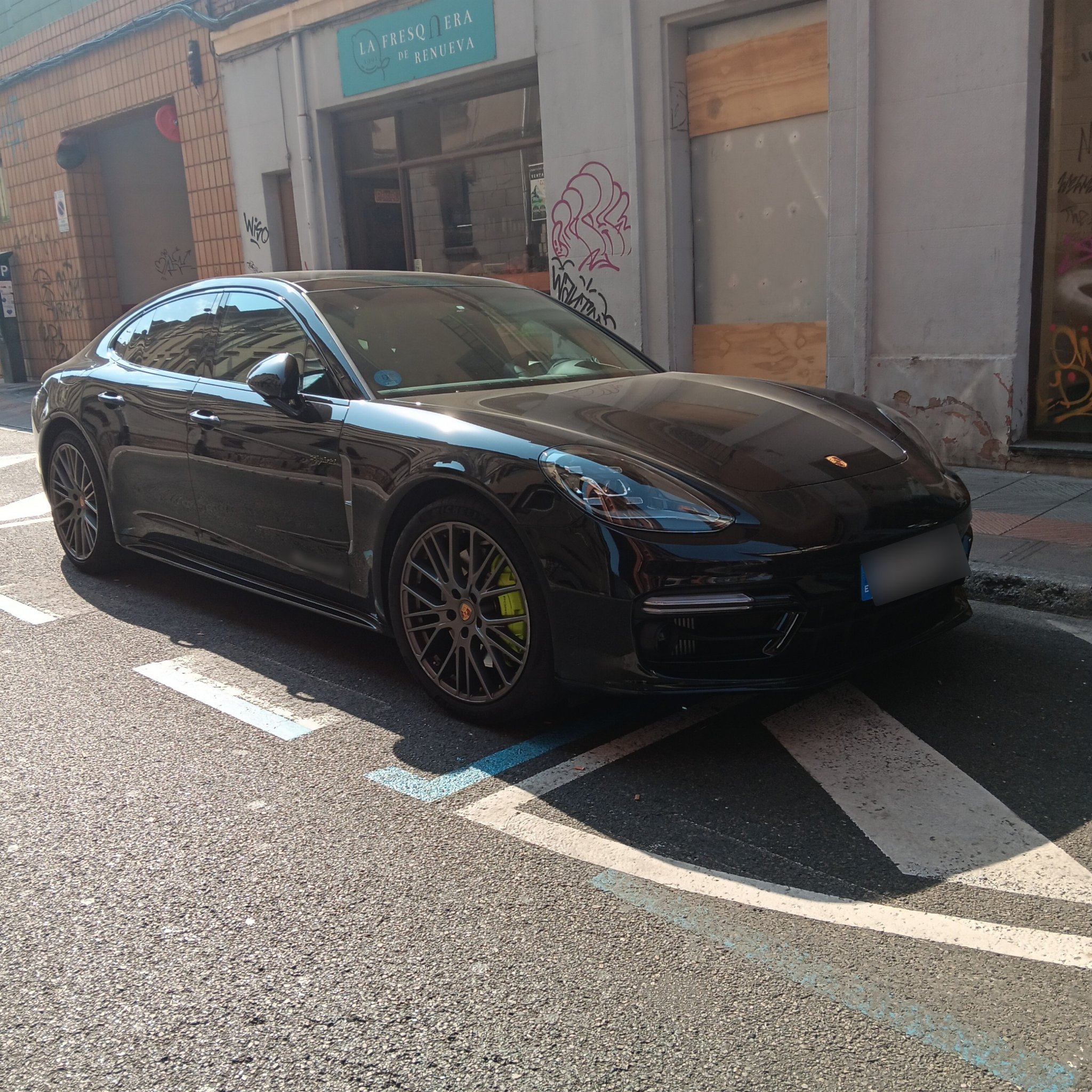 2017 Porsche Panamera 4 E-Hybrid (971)