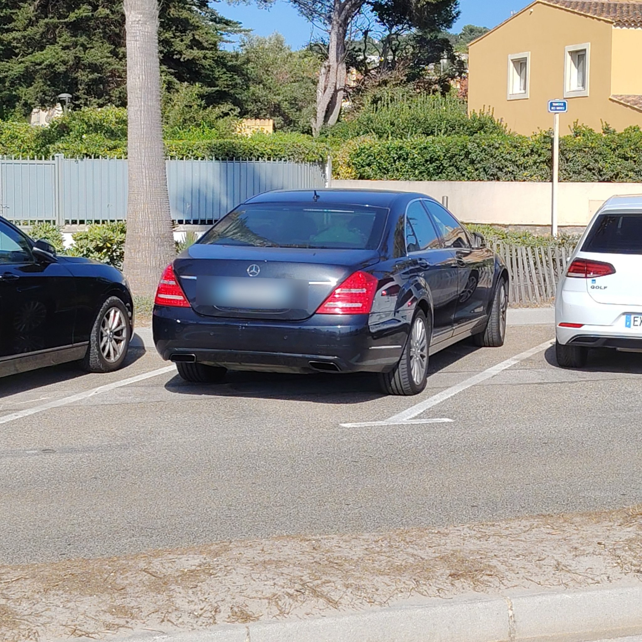 2005 Mercedes-Benz S-Class (W221)