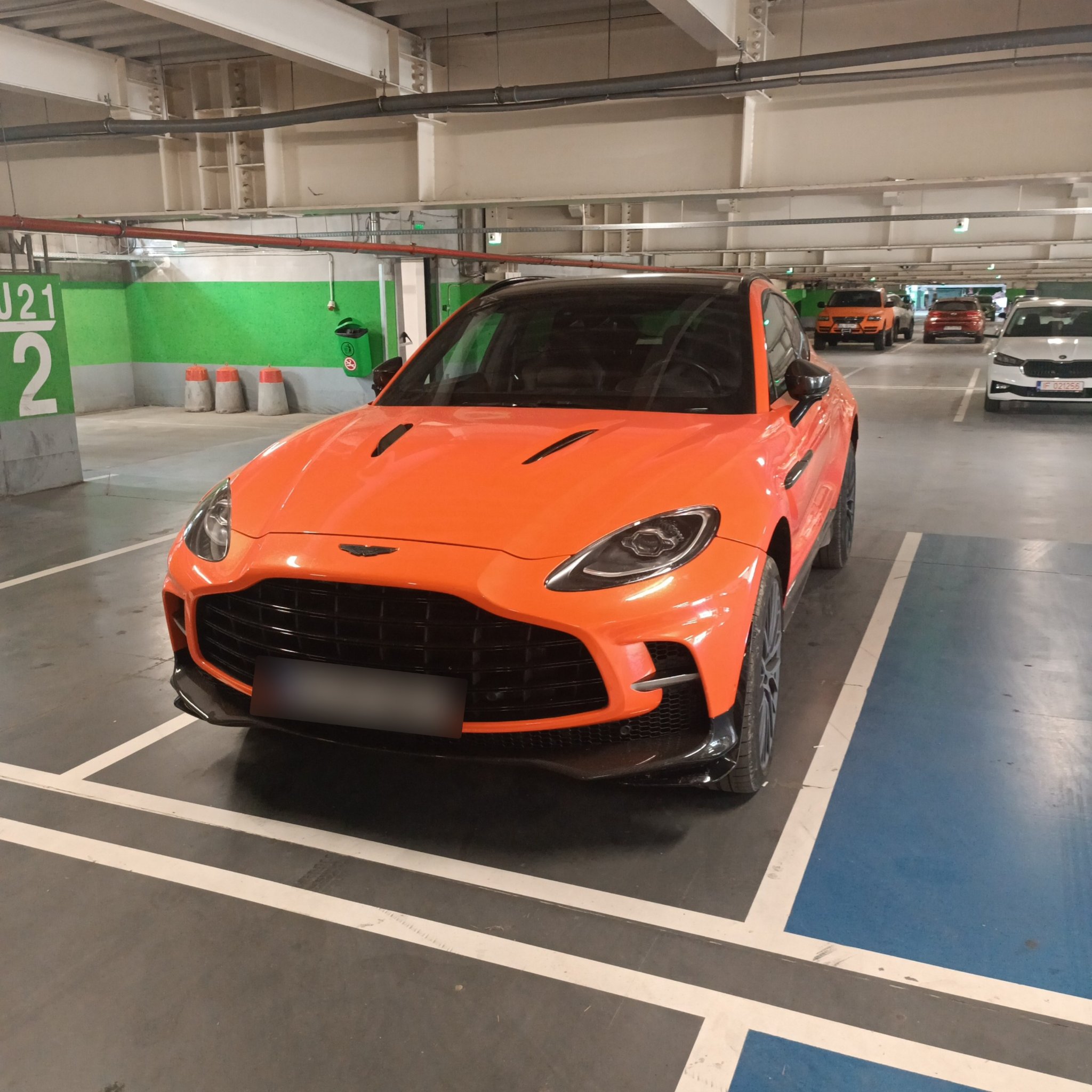 2022 Aston Martin DBX 707