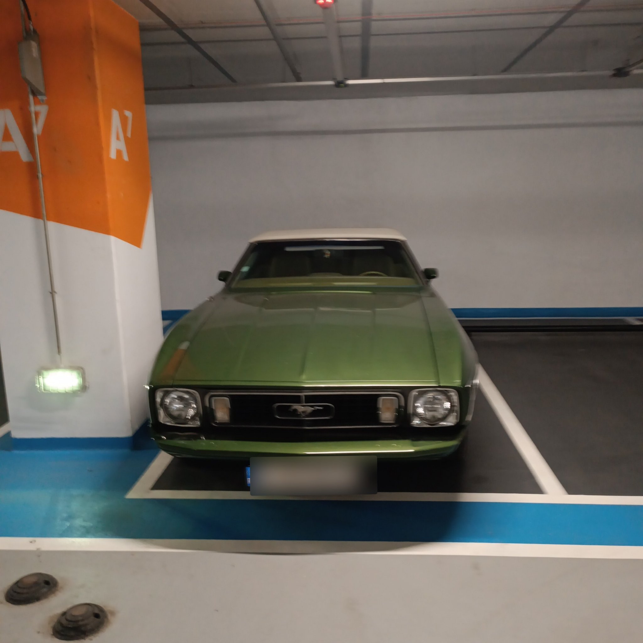 1969 Ford Mustang (Mach 1)