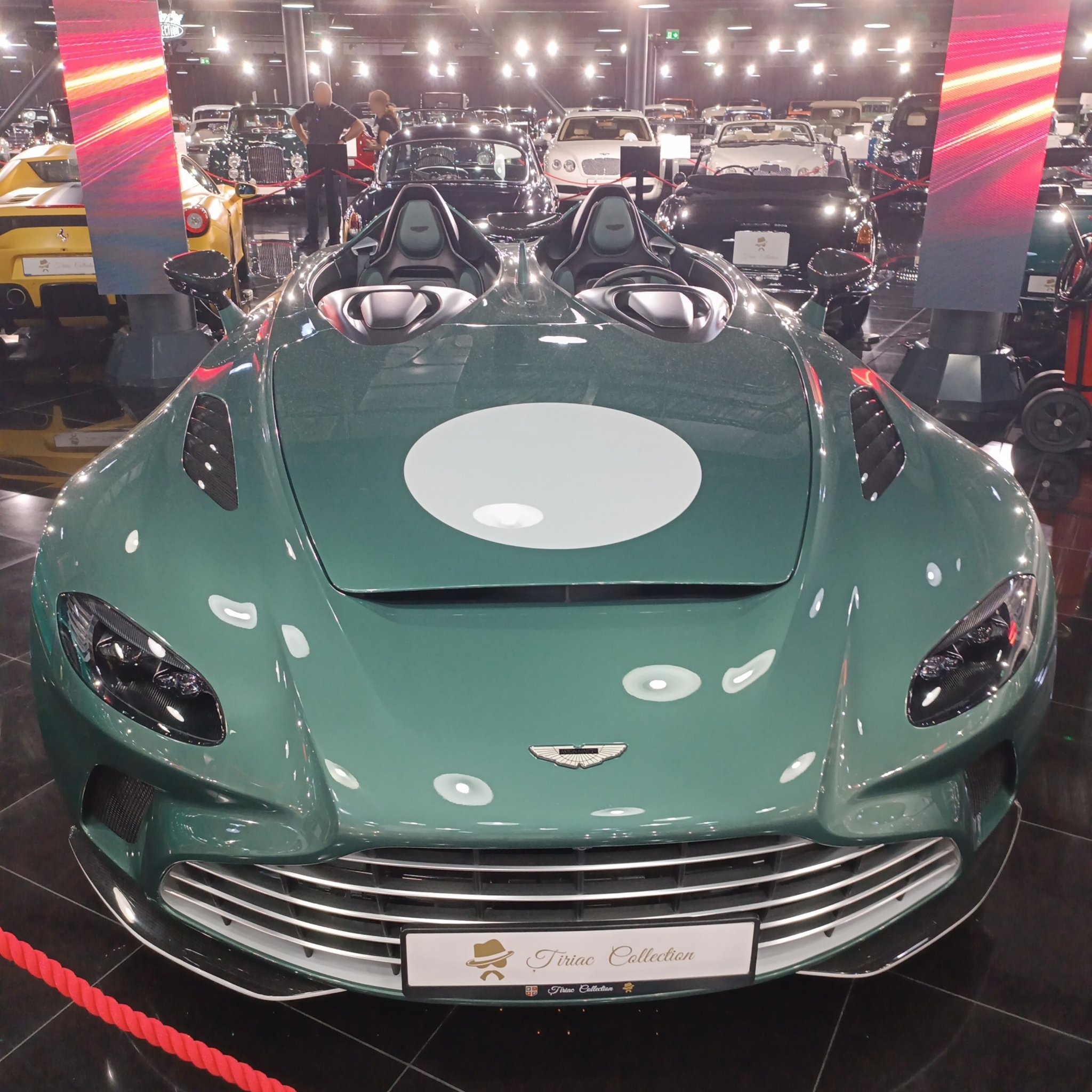 2021 Aston Martin V12 Speedster