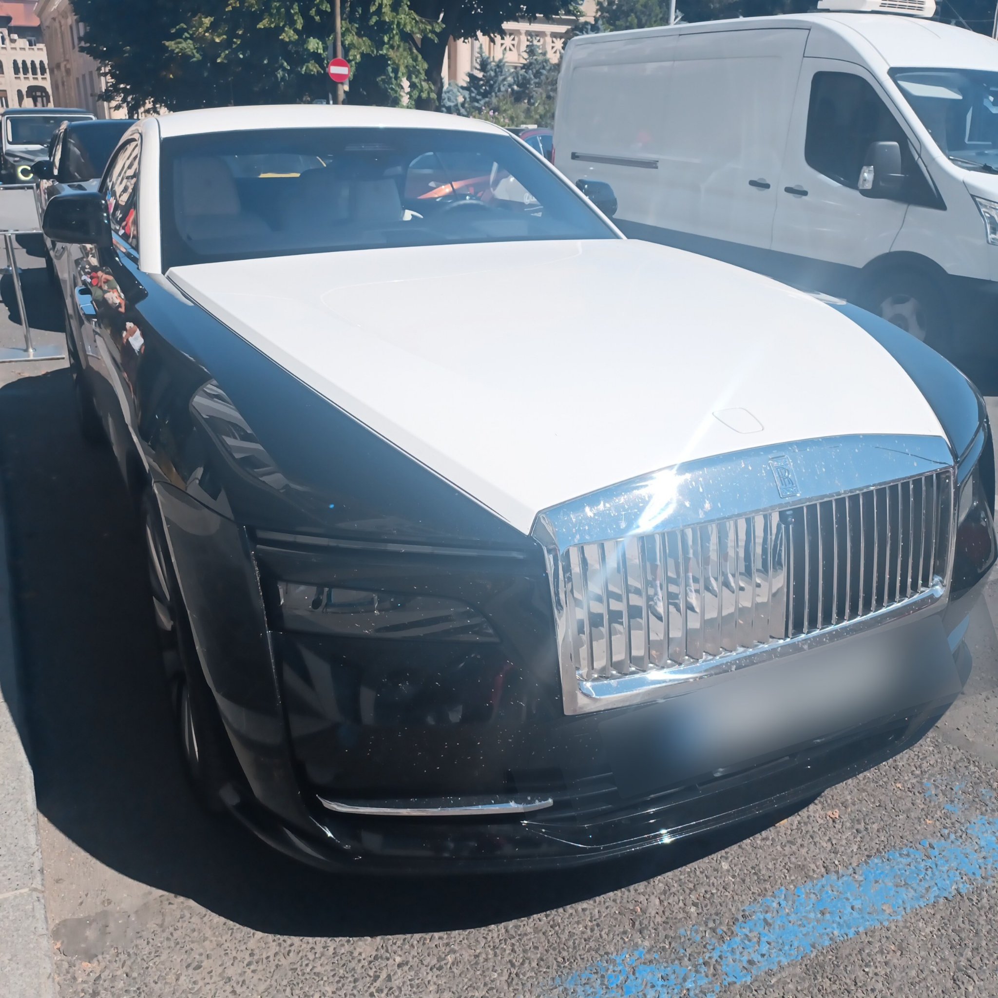 2023 Rolls-Royce Spectre
