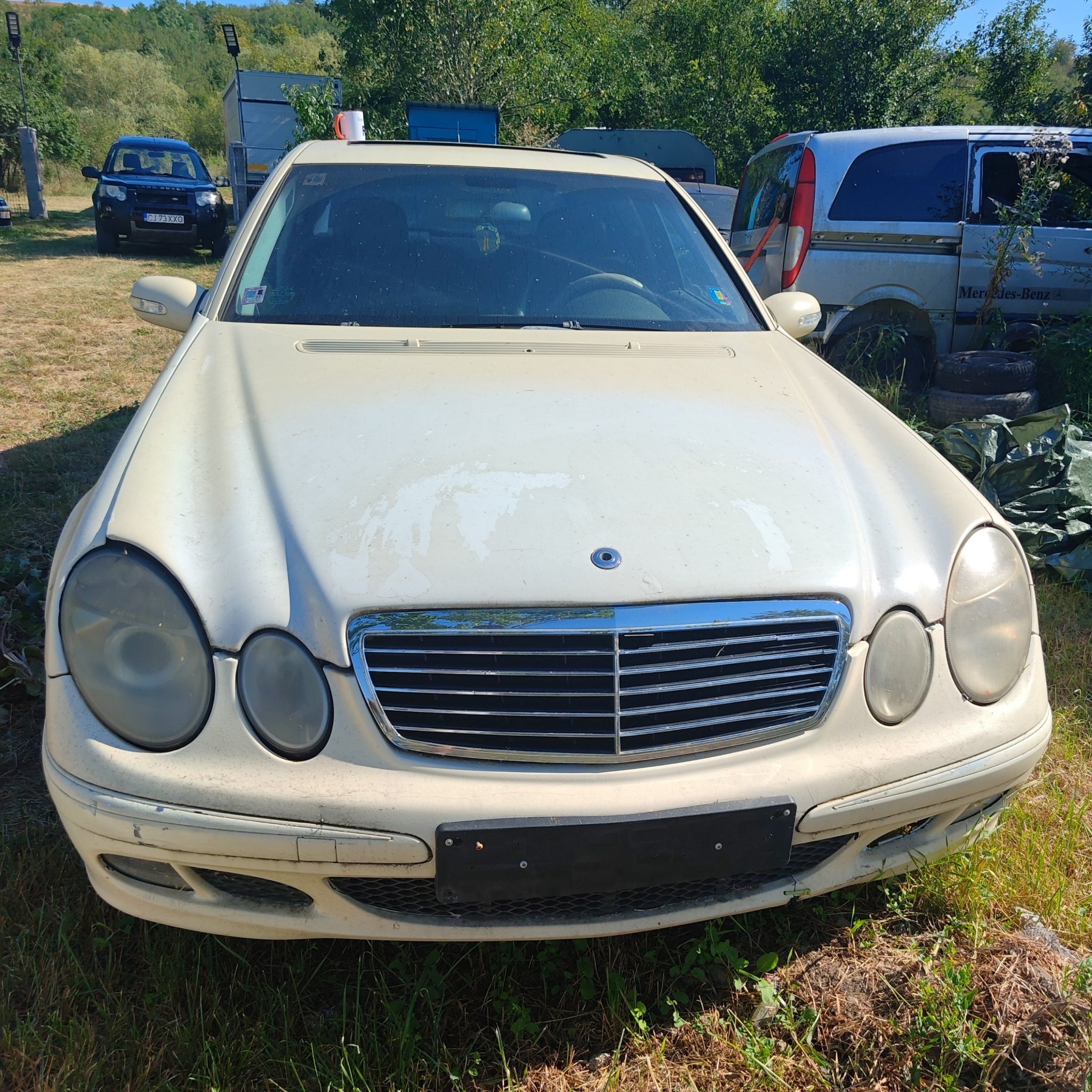 2002 Mercedes-Benz E-Class (W211)
