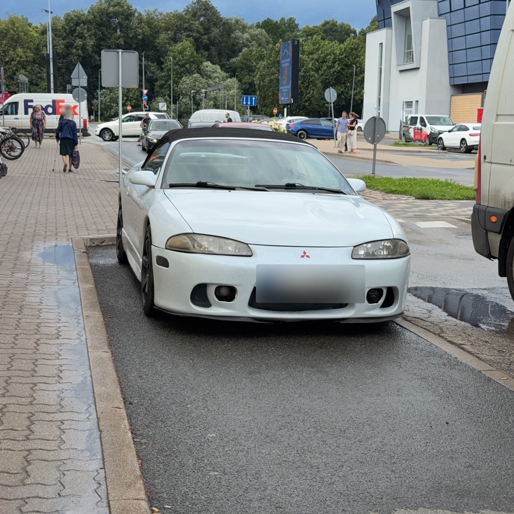 1997 Mitsubishi Eclipse Spyder (2G)
