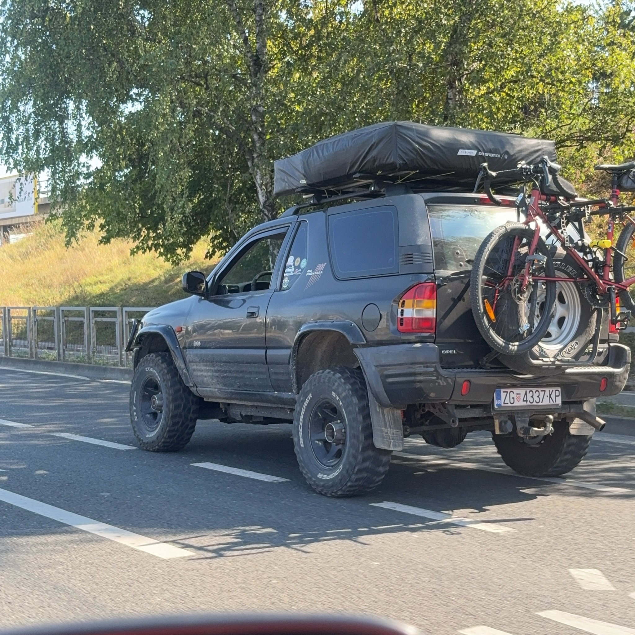 1998 Opel Frontera (B) Sport