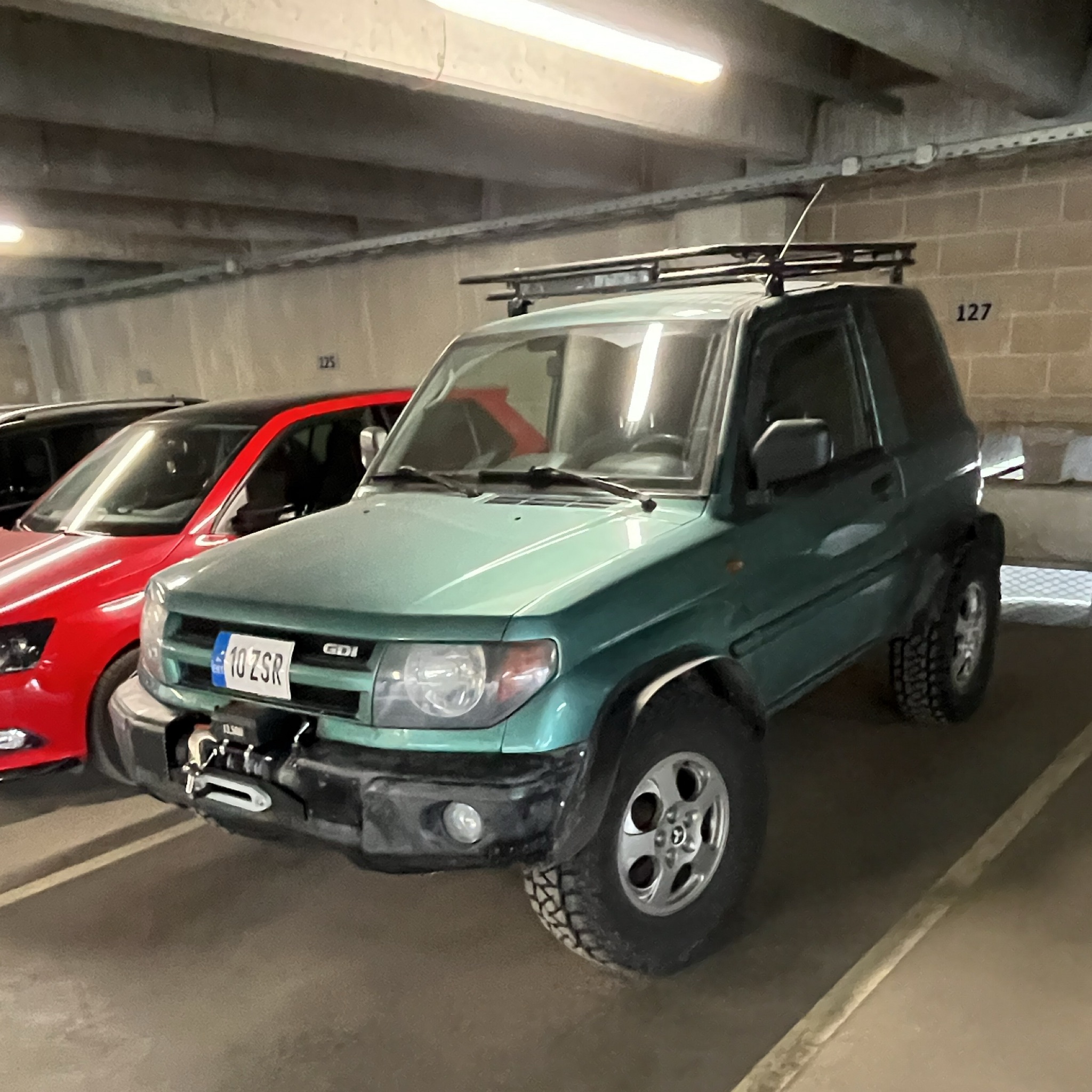 1998 Mitsubishi Pajero iO (H60) Short