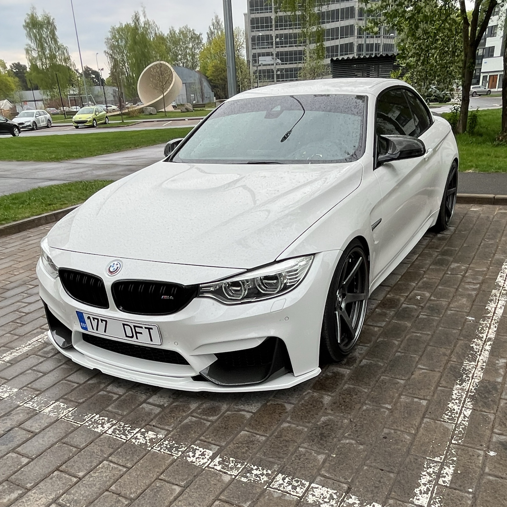 2014 BMW M4 (F82)