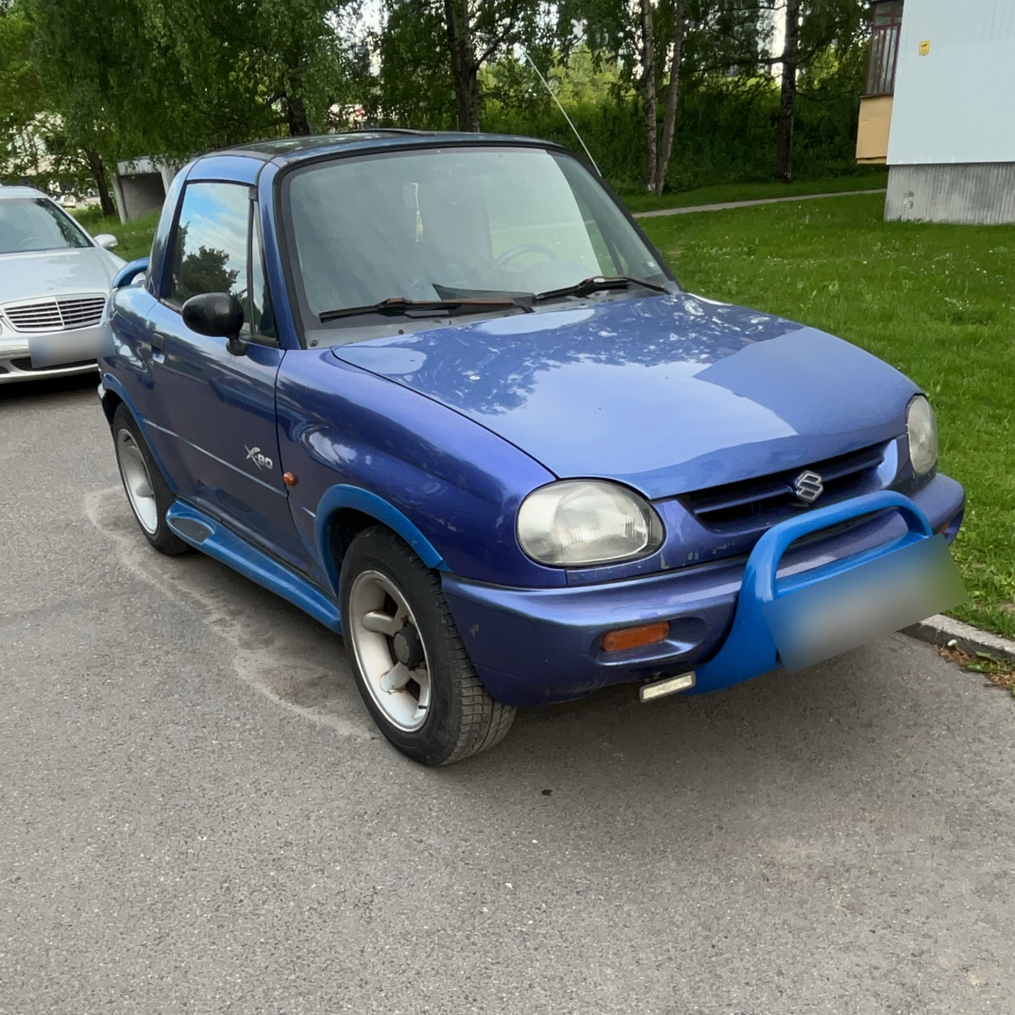 1995 Suzuki X-90