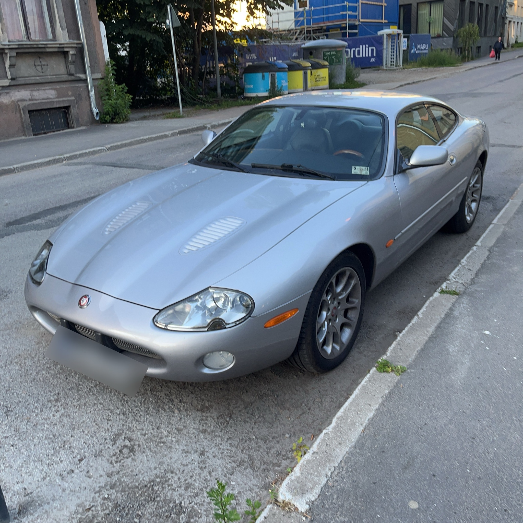 1996 Jaguar XKR (X100) Coupe