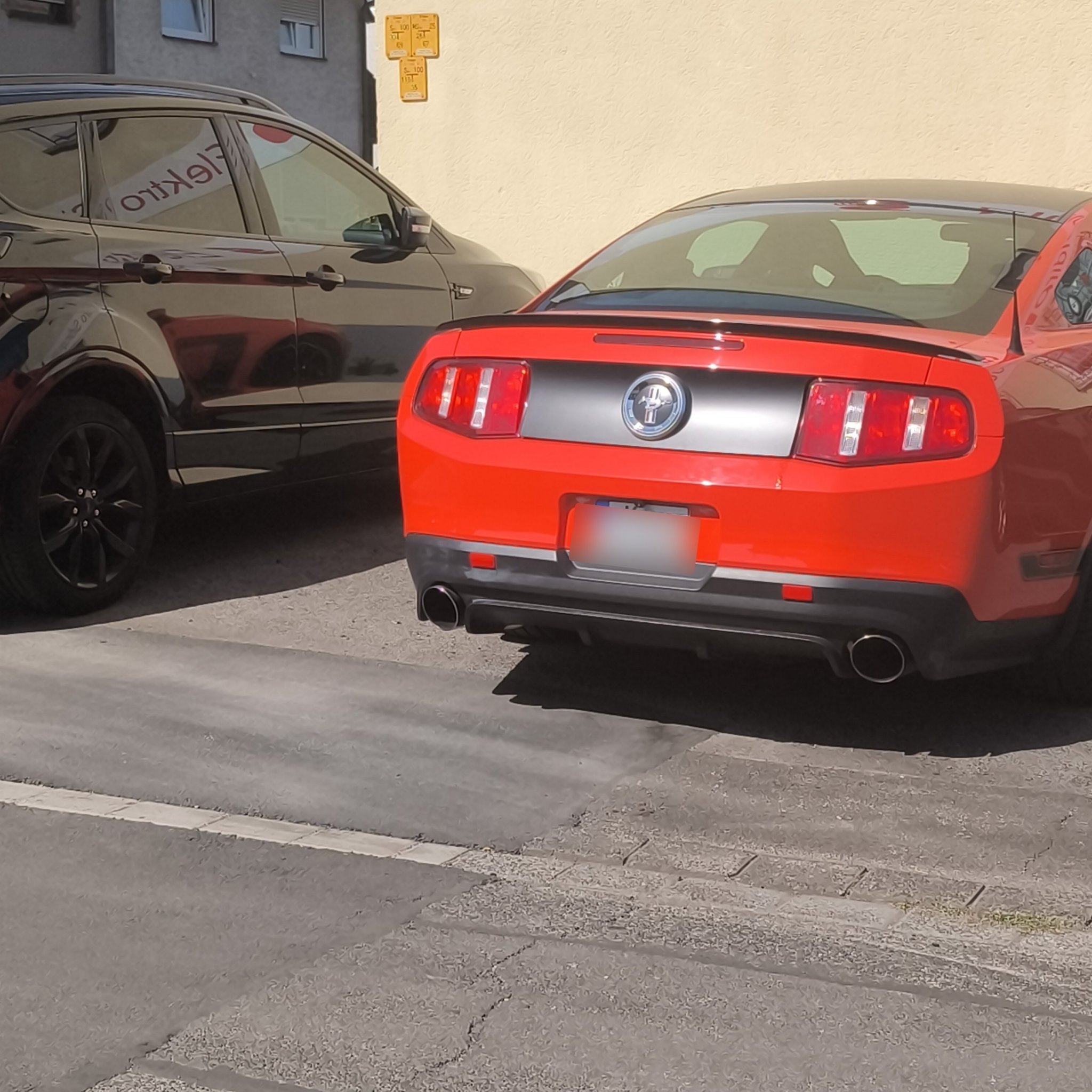 2005 Ford Mustang (S197)
