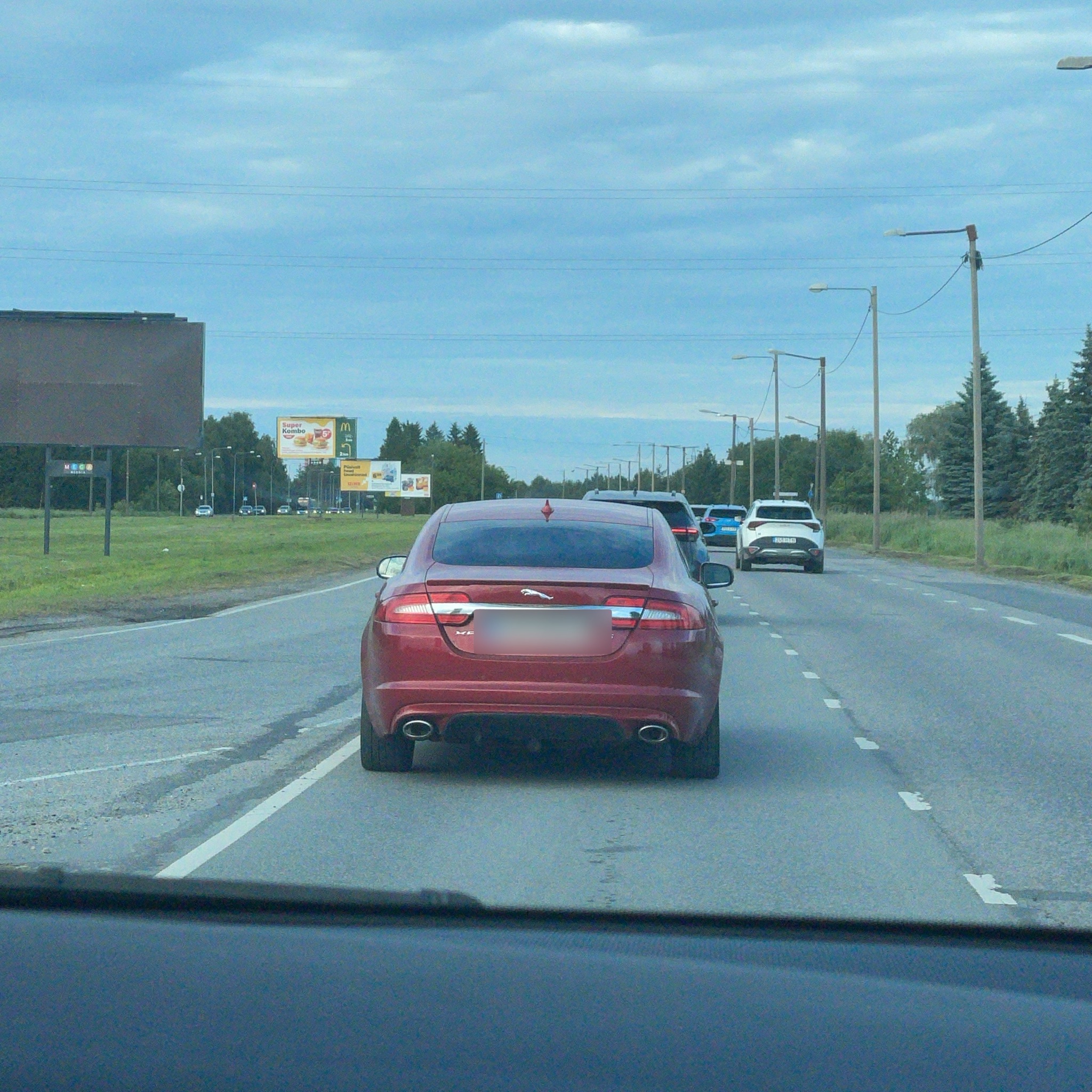 2011 Jaguar XF (X250) S
