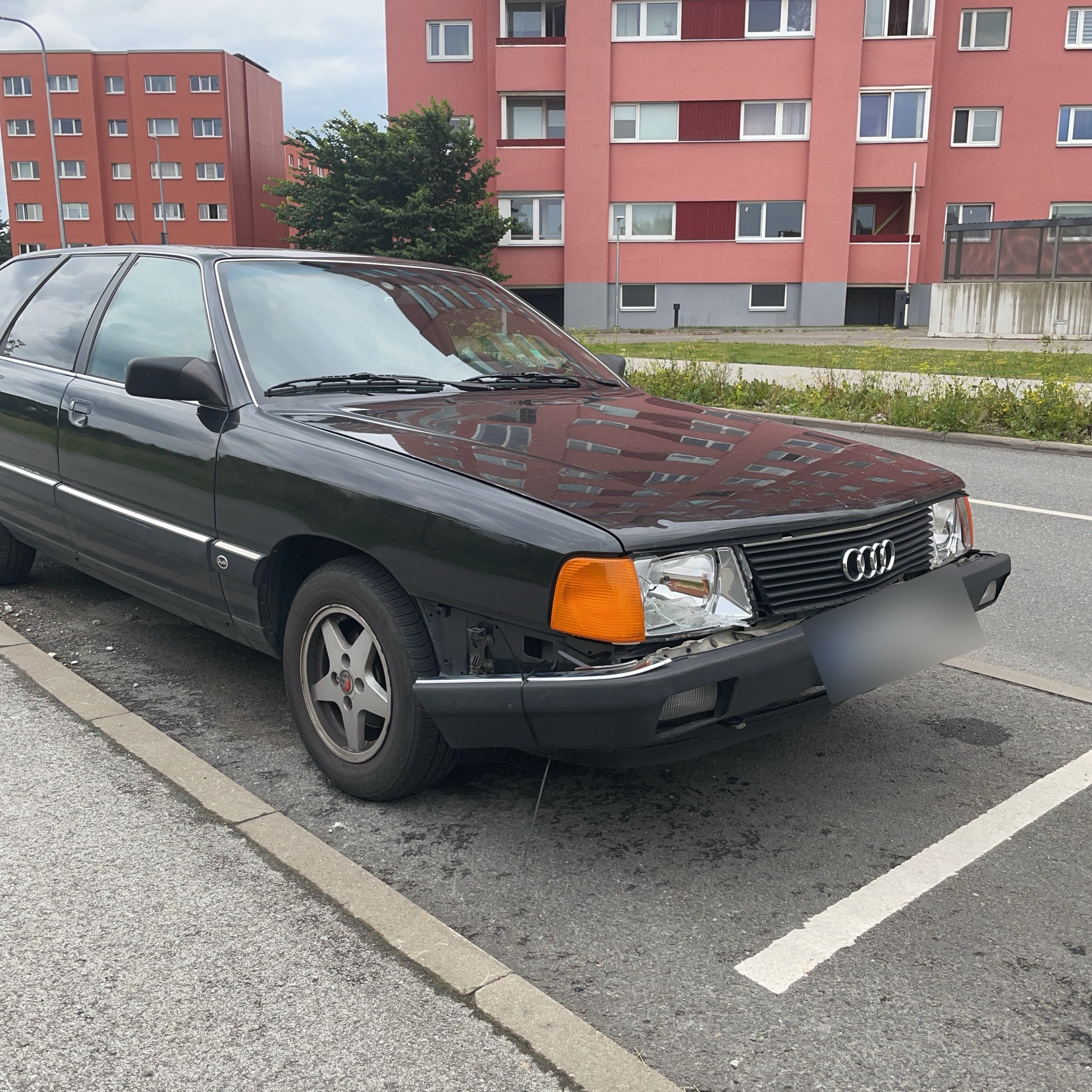 1982 Audi 100 (C3)