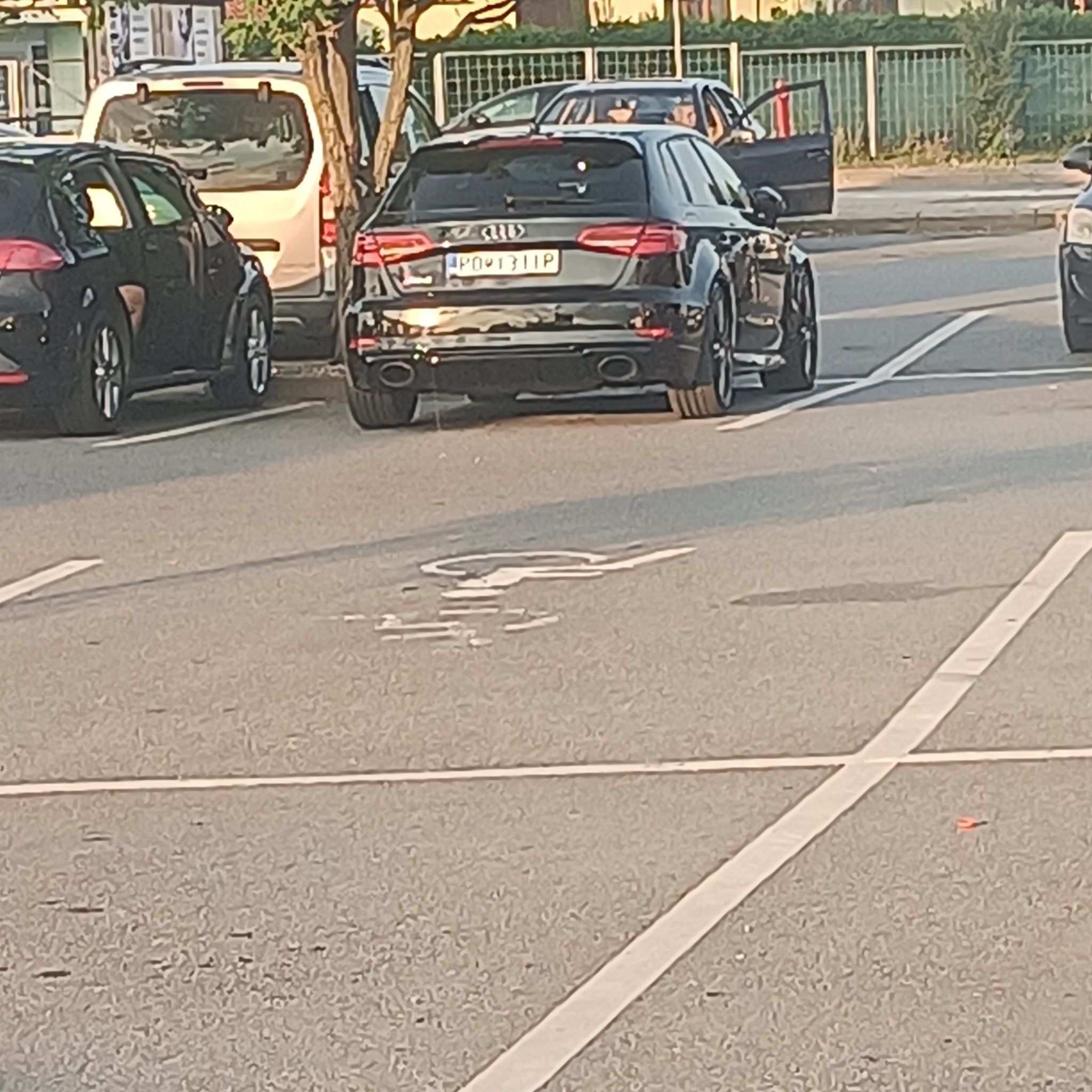 2017 Audi RS4 Avant (B9)