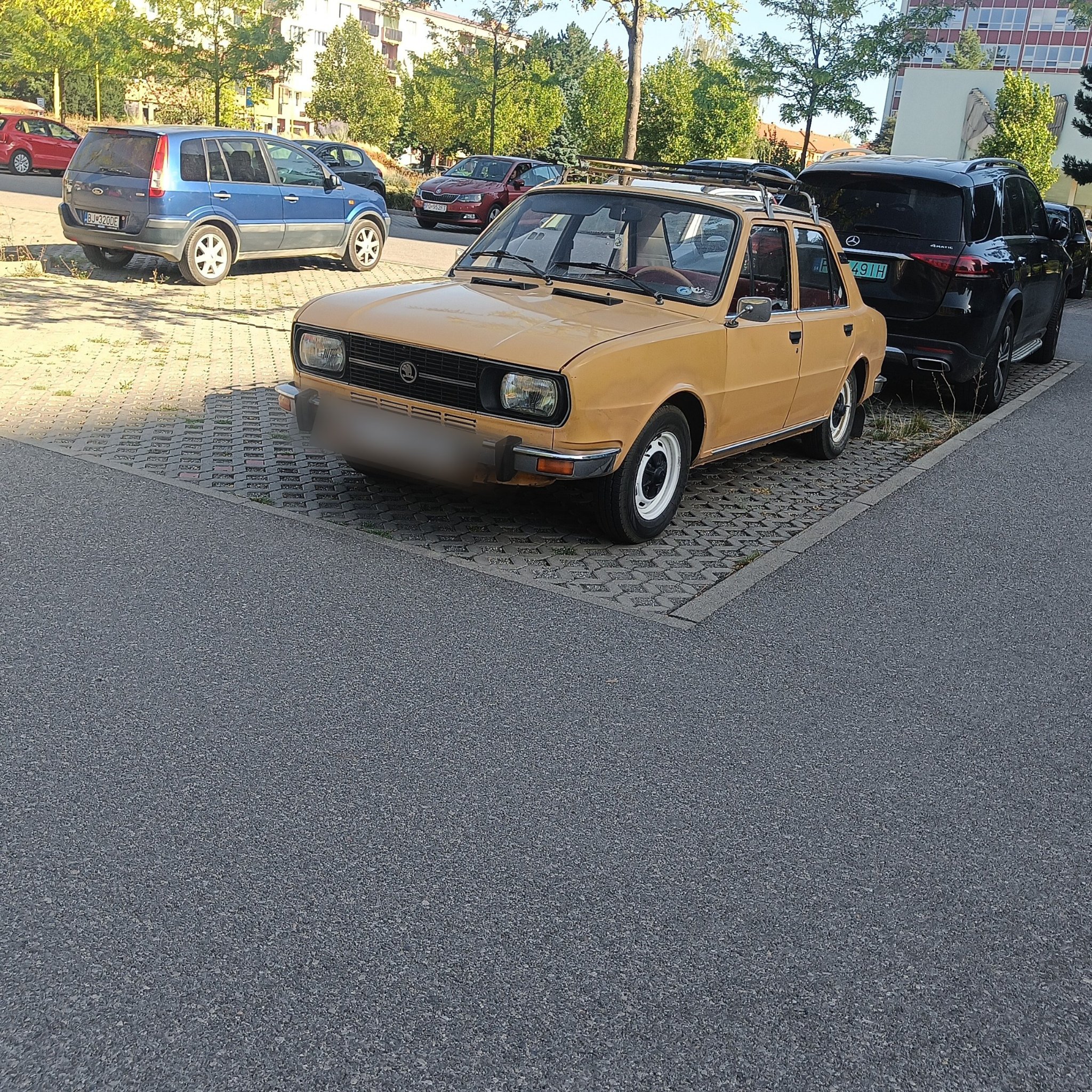 1976 Škoda 105/120 (742)