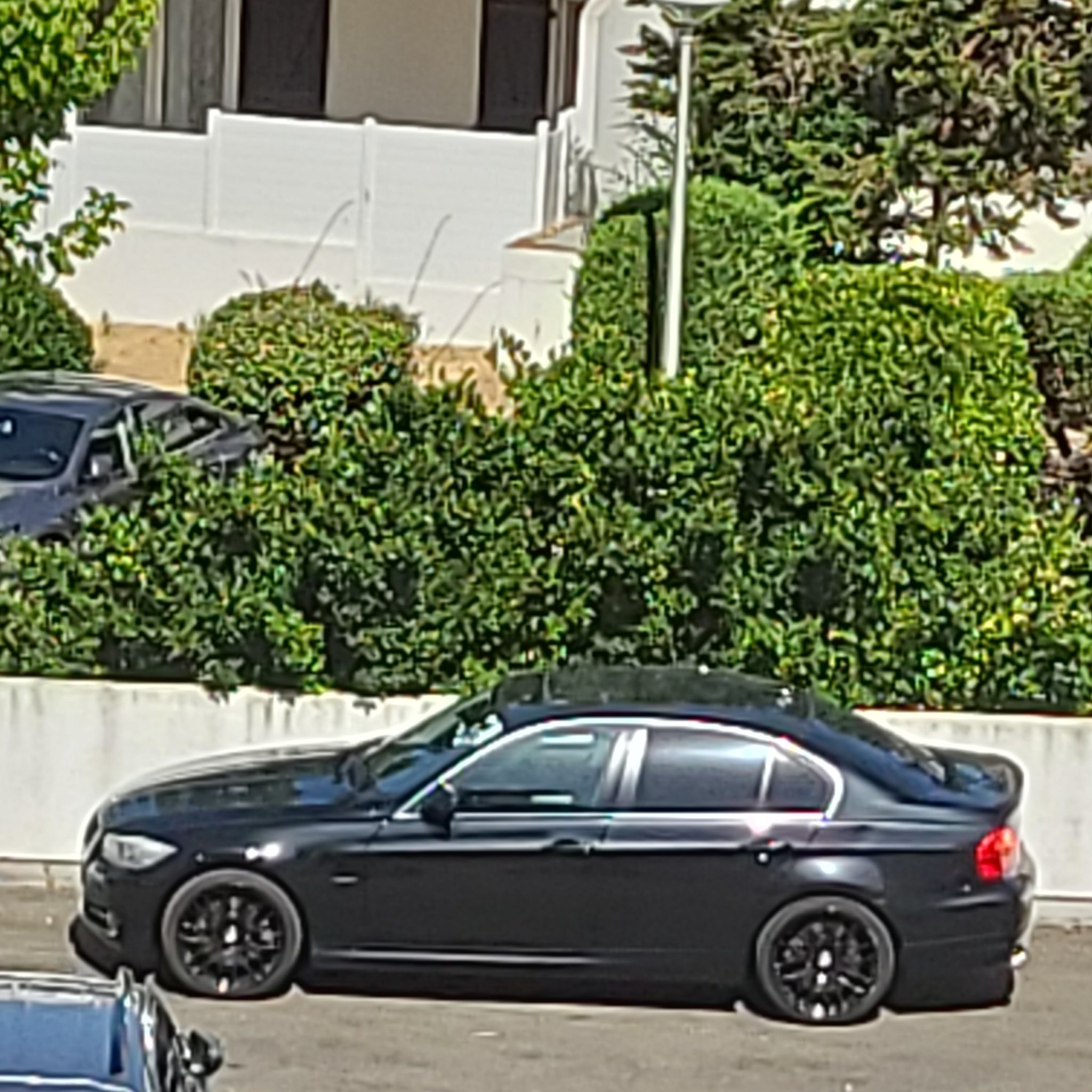 2005 BMW 3 Series (E90)