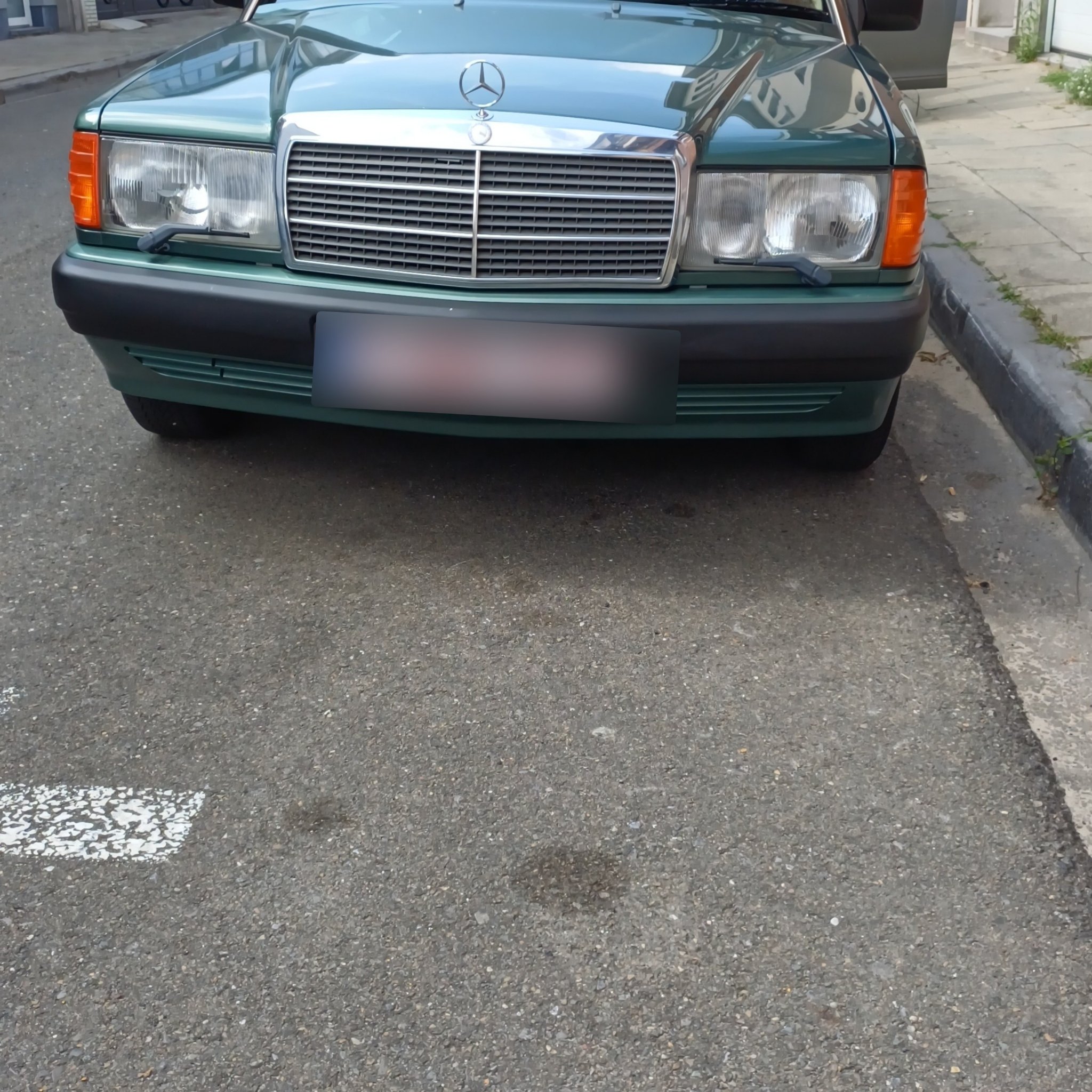1982 Mercedes-Benz 190E (W201)
