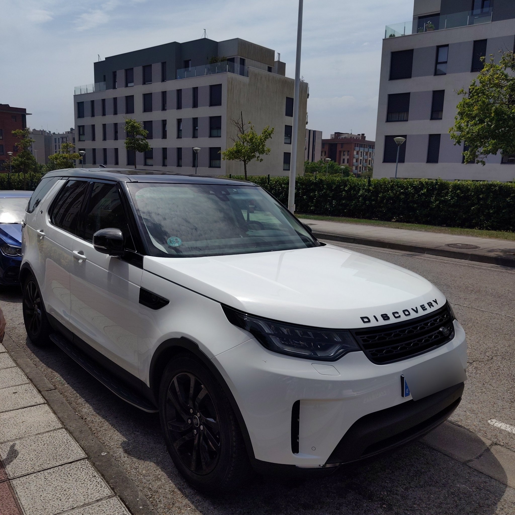 2017 Land Rover Discovery 5