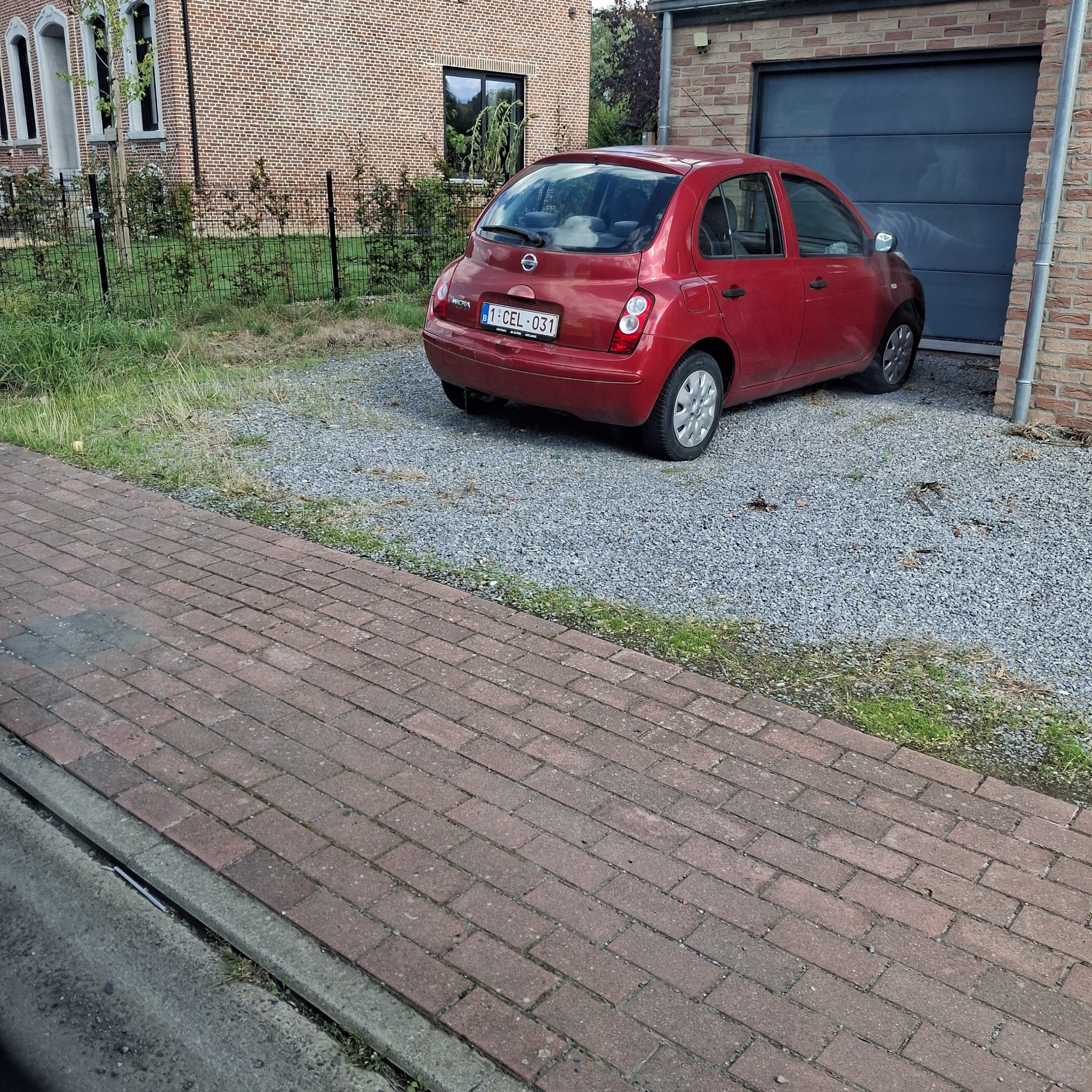 2002 Nissan Micra (K12)