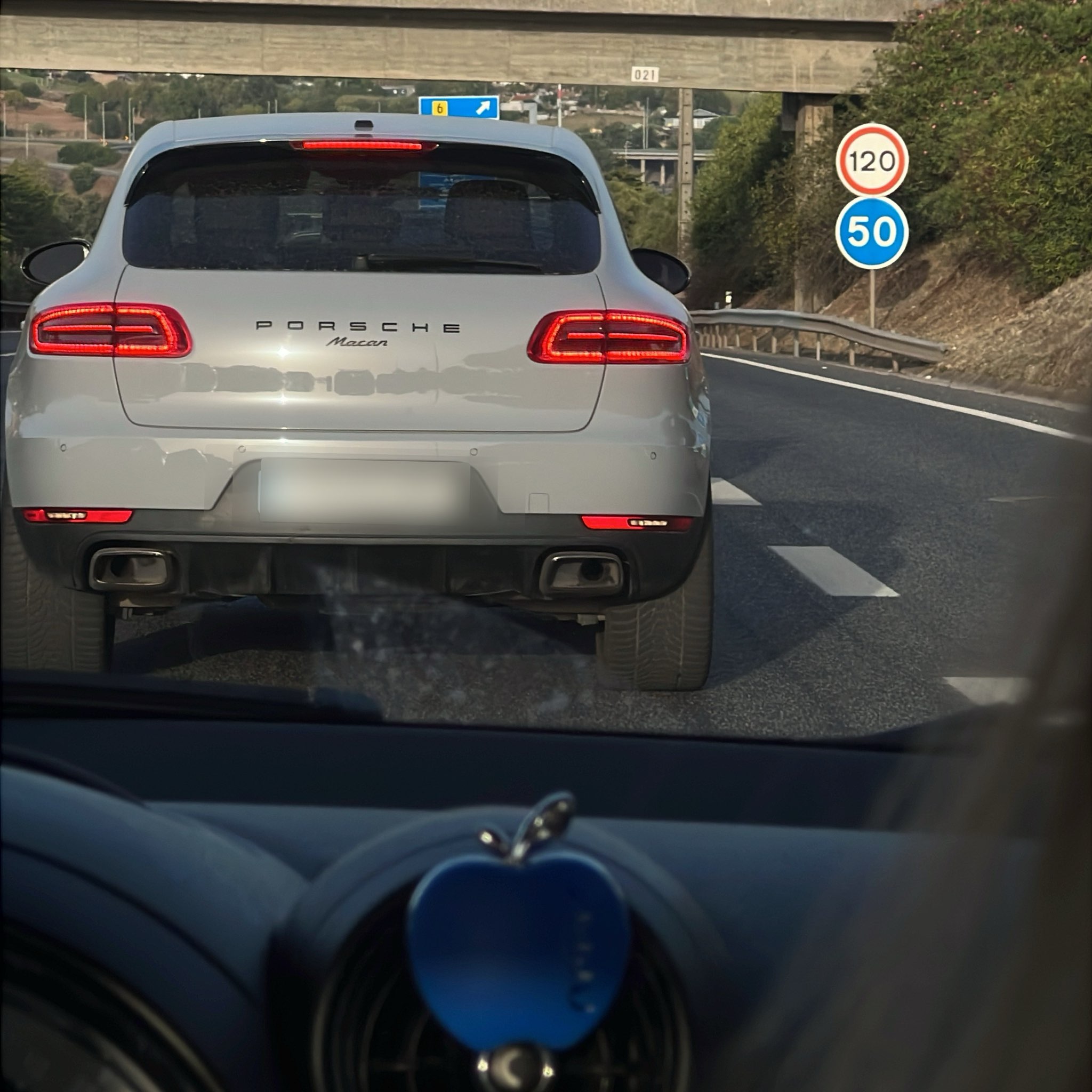 2014 Porsche Macan (95B)