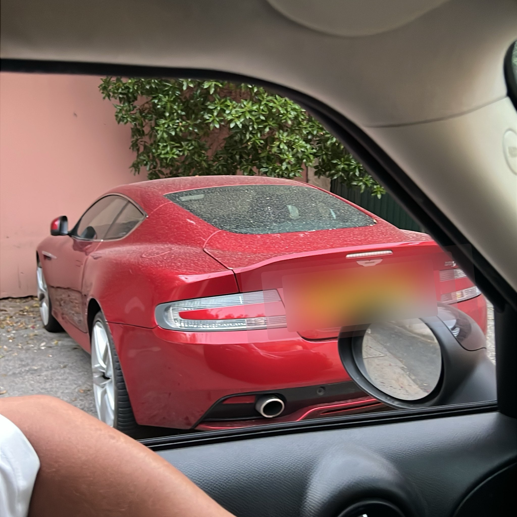 2004 Aston Martin DB9 (2004)
