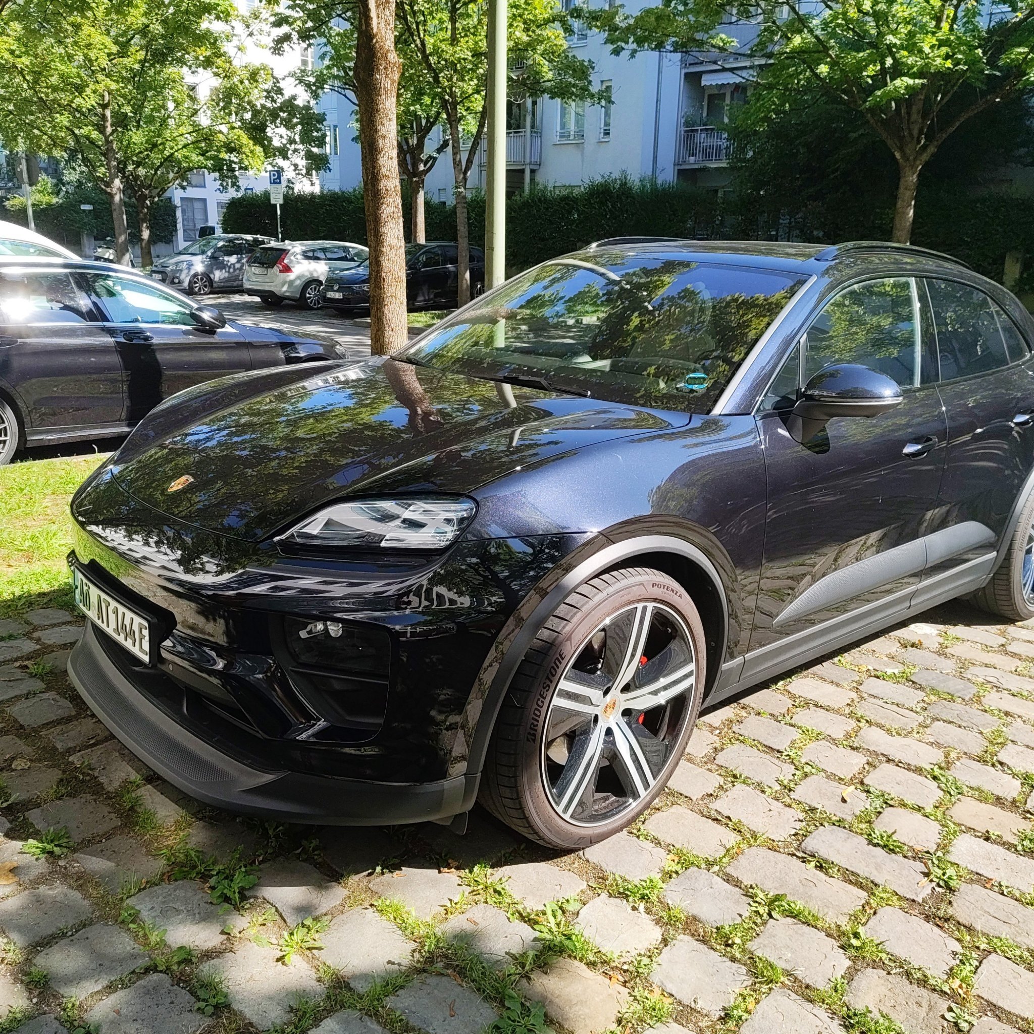 2024 Porsche Macan (J1) Turbo