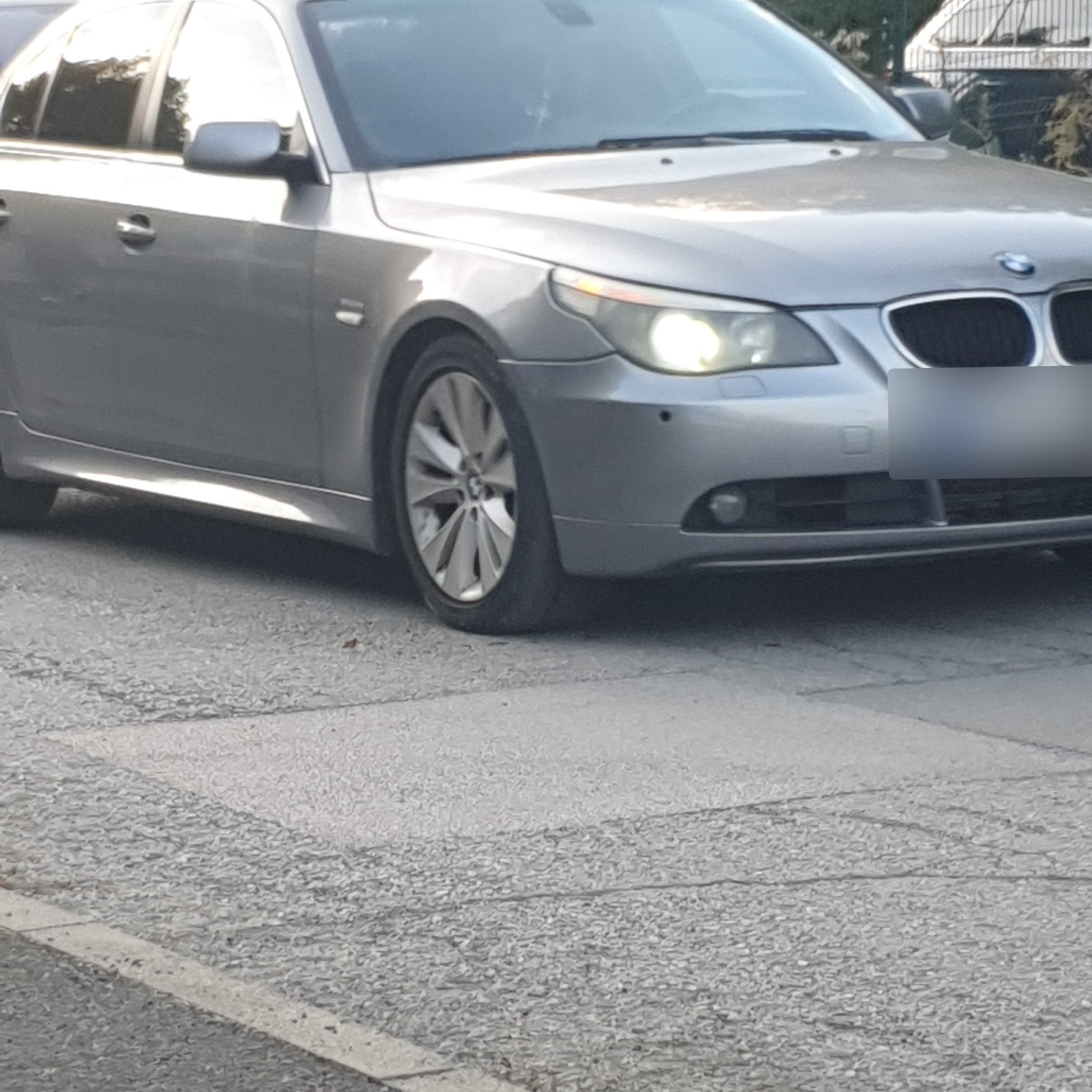 2003 BMW 5 Series (E60)