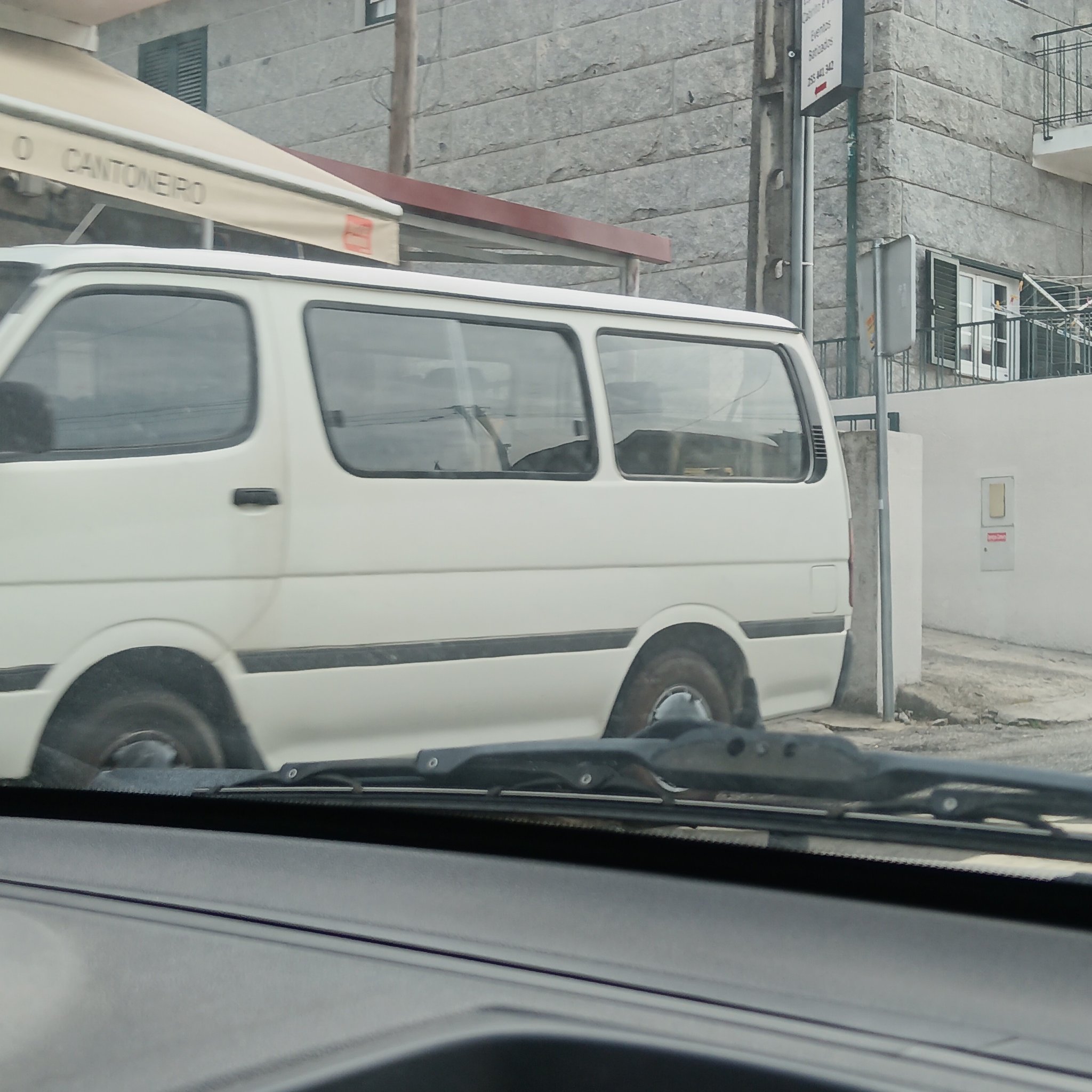 1989 Toyota HiAce (H100)