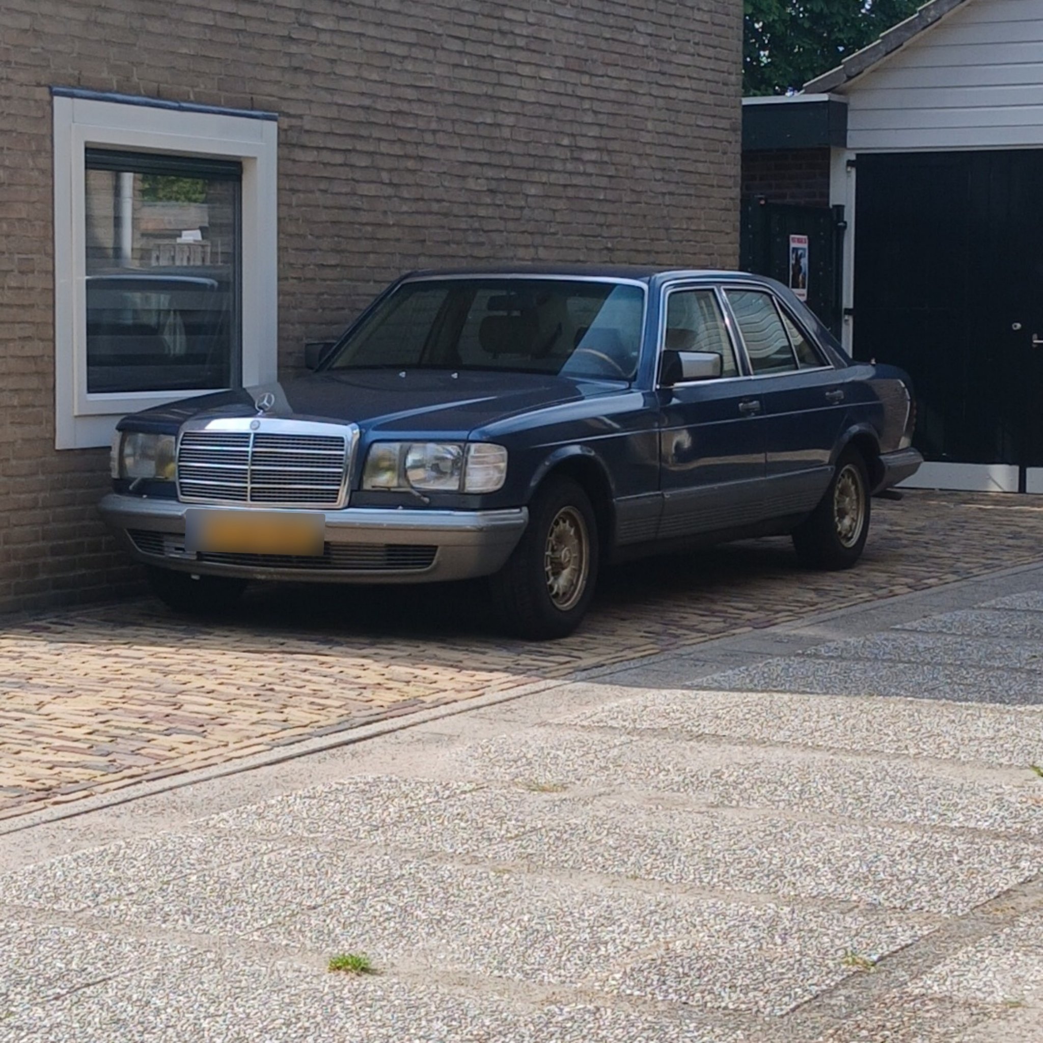 1979 Mercedes-Benz S-Class (W126)