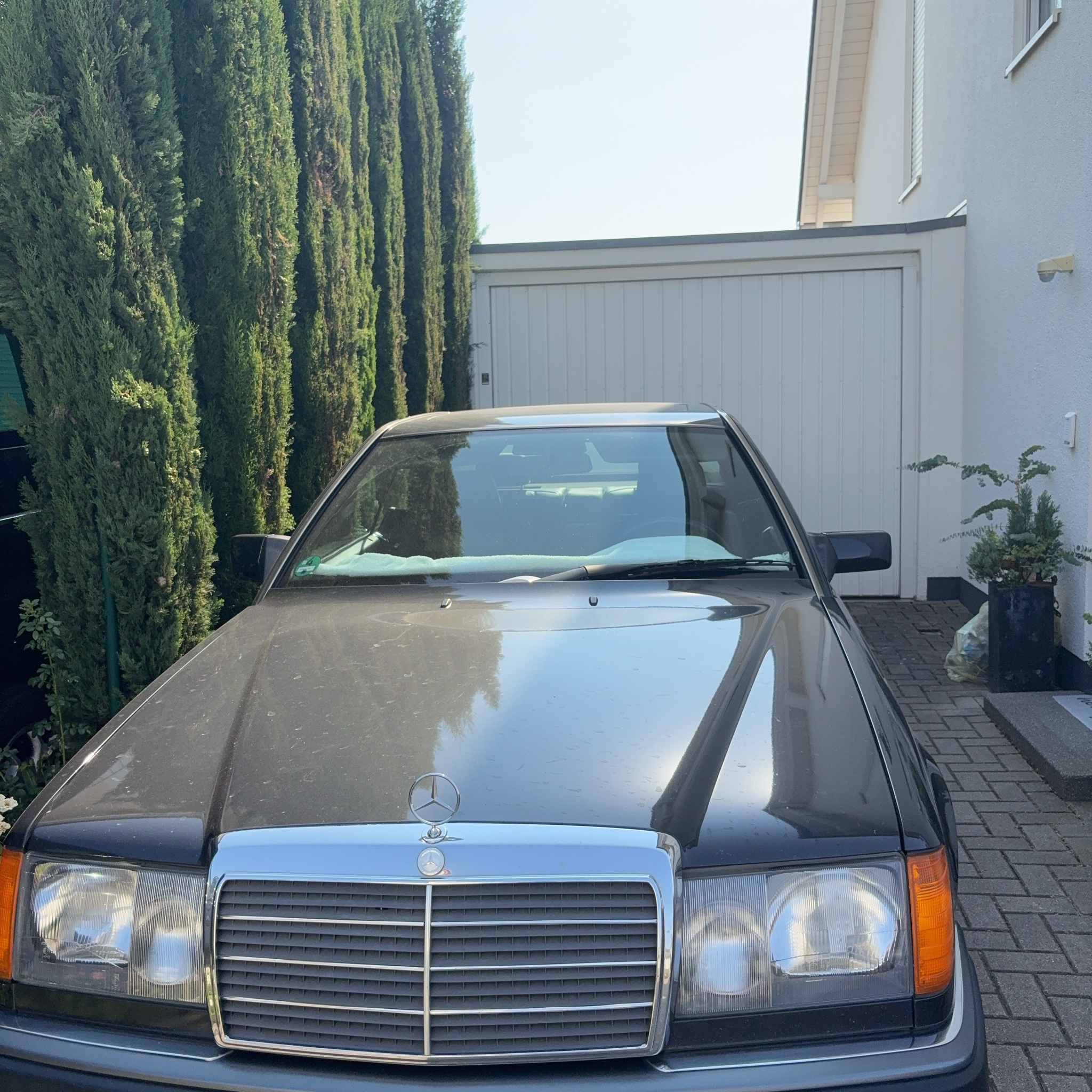 1987 Mercedes-Benz W124 Coupe
