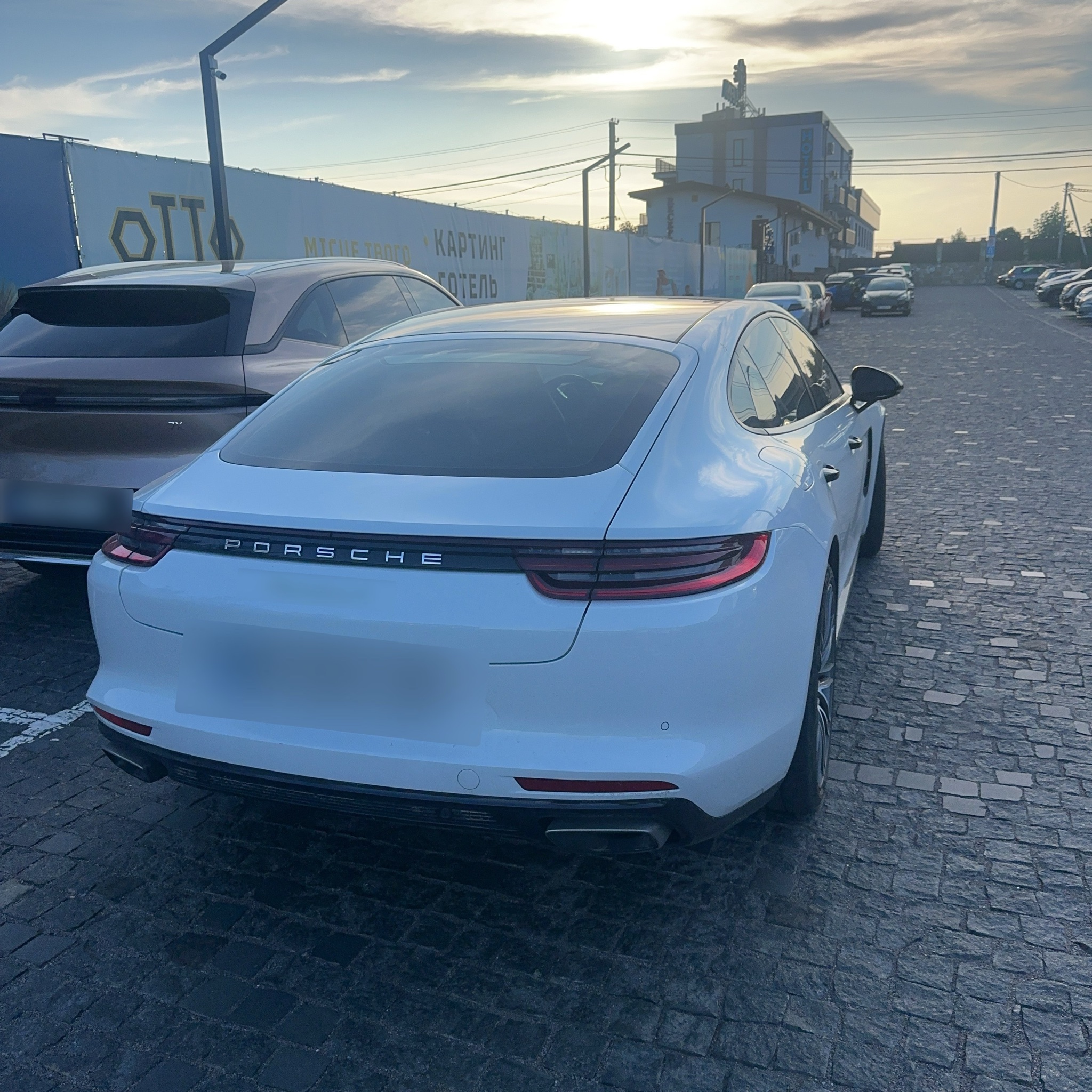 2017 Porsche Panamera 4 (971)