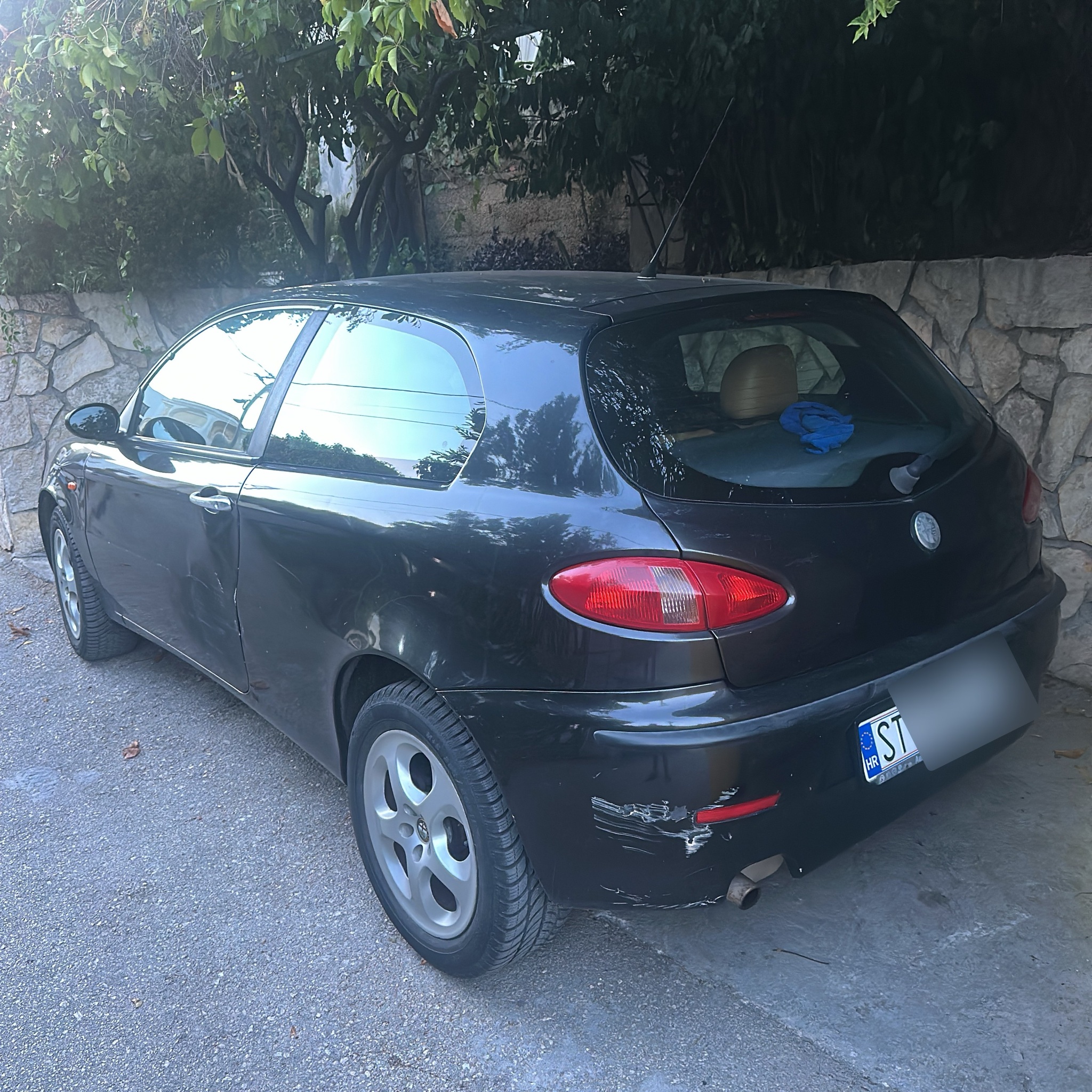 2000 Alfa Romeo 147 (937)