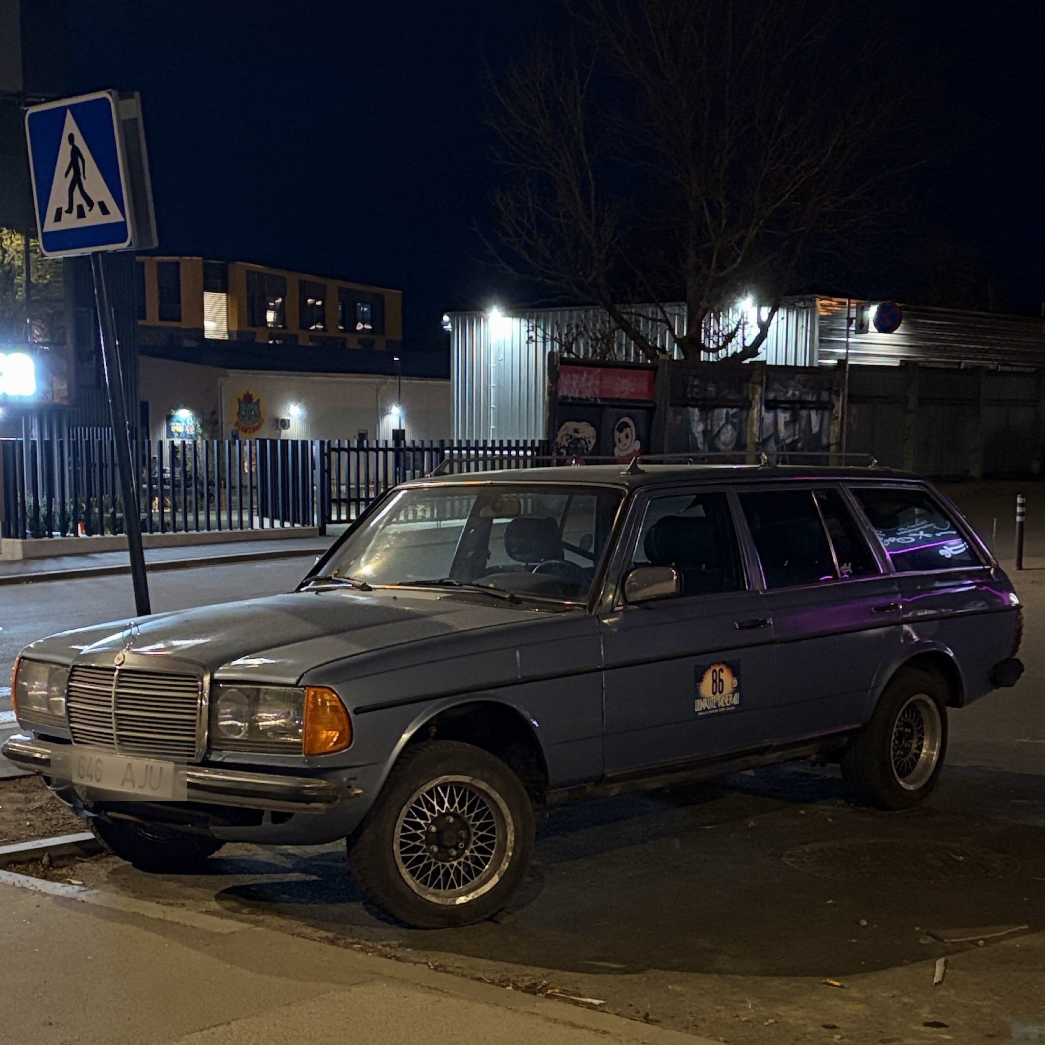 1976 Mercedes-Benz W123 Estate