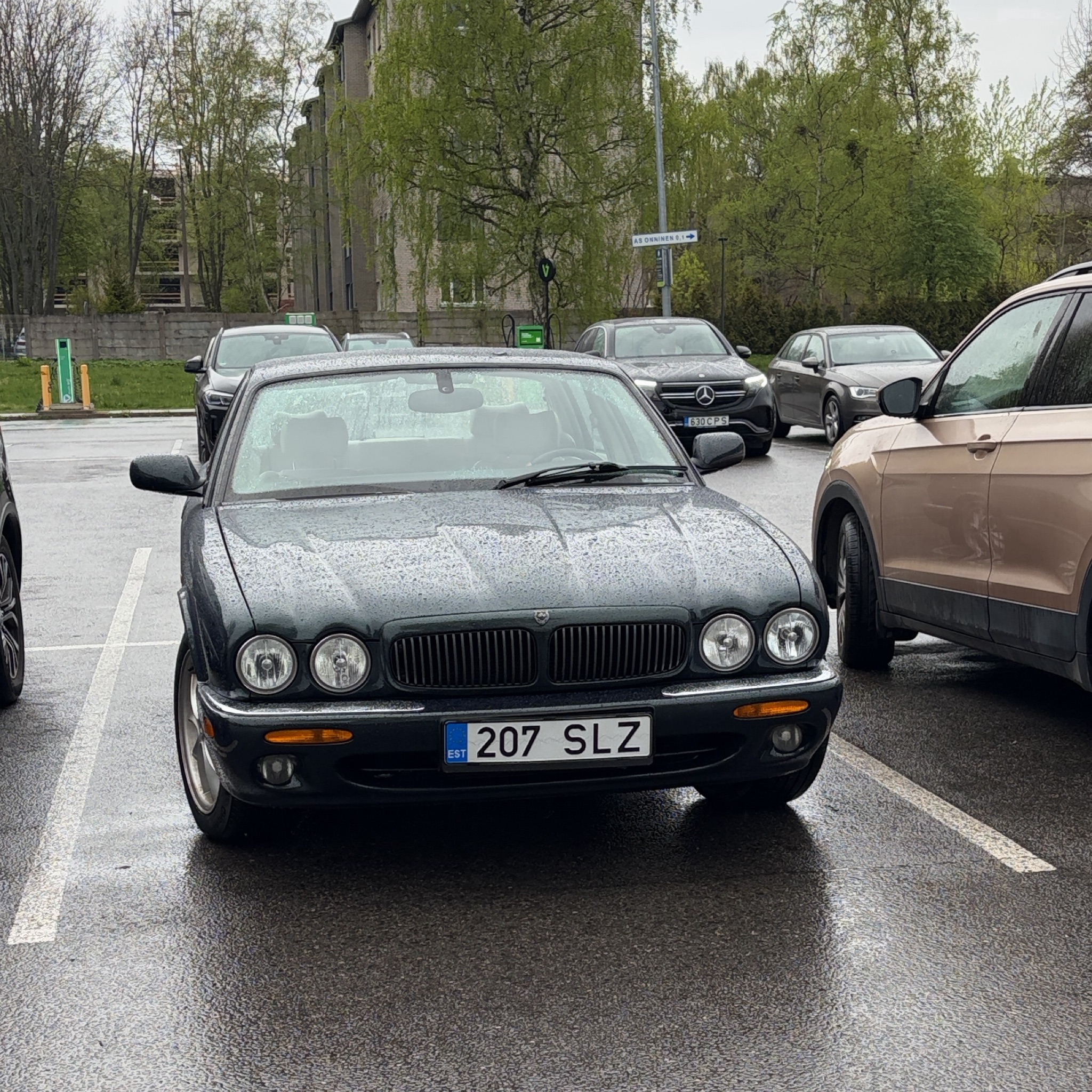 1997 Jaguar XJ (X308)