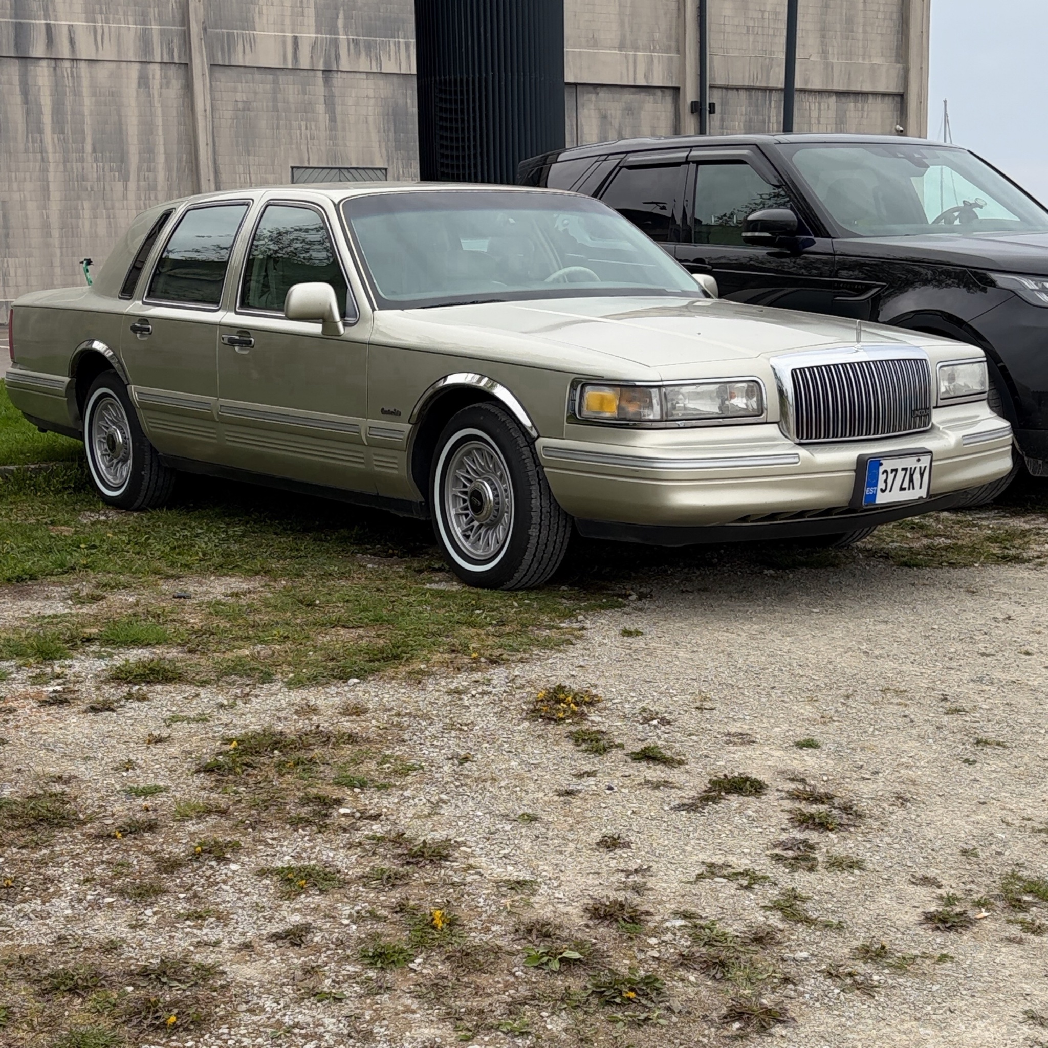 1990 Lincoln Town Car (4th Gen)