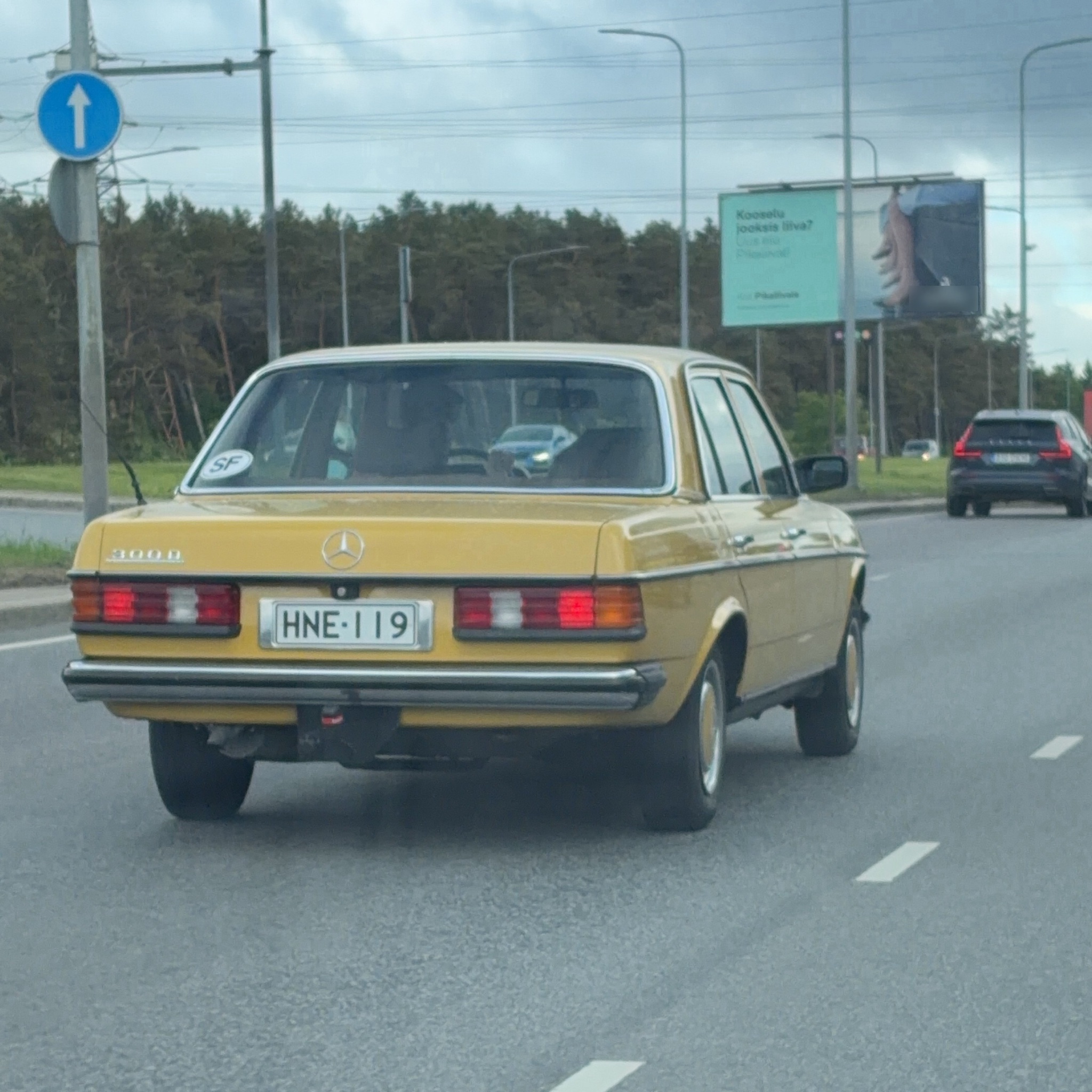 1976 Mercedes-Benz W123 300D