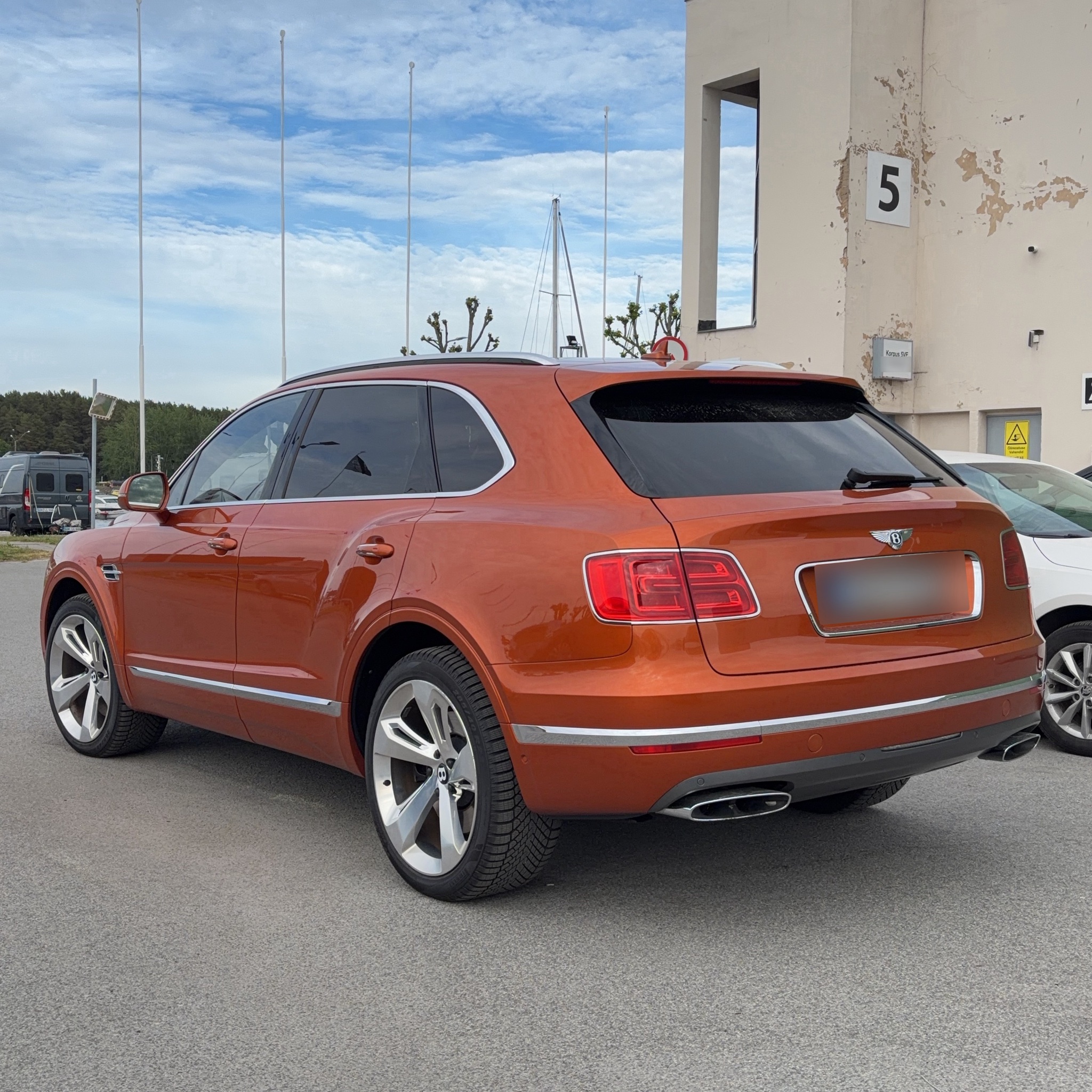 2016 Bentley Bentayga
