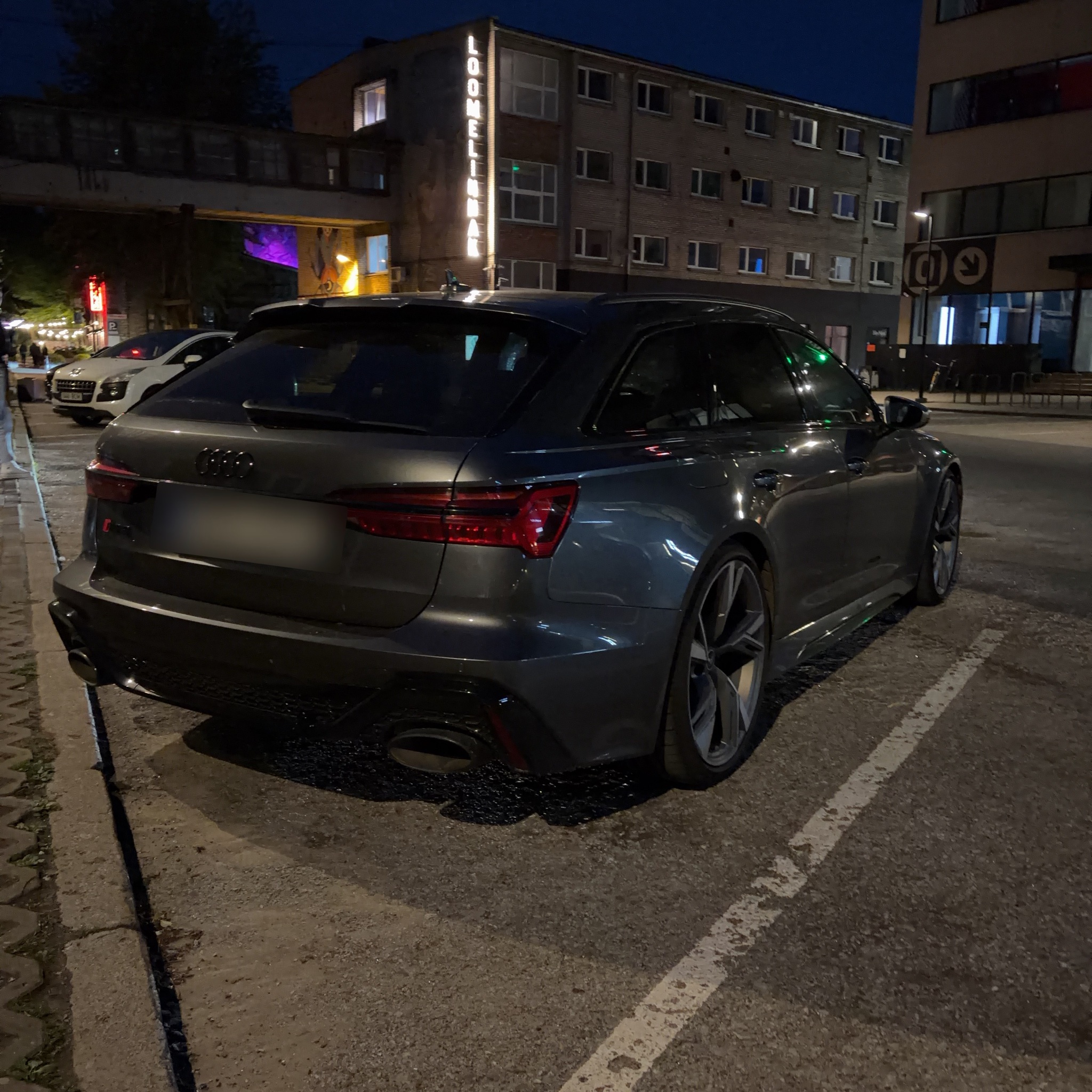 2019 Audi RS6 Avant (C8)