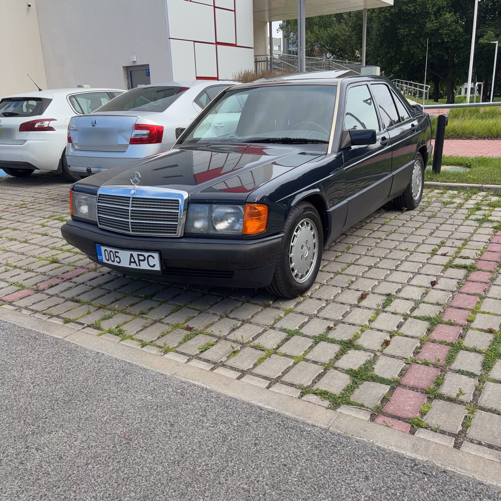 1982 Mercedes-Benz W201