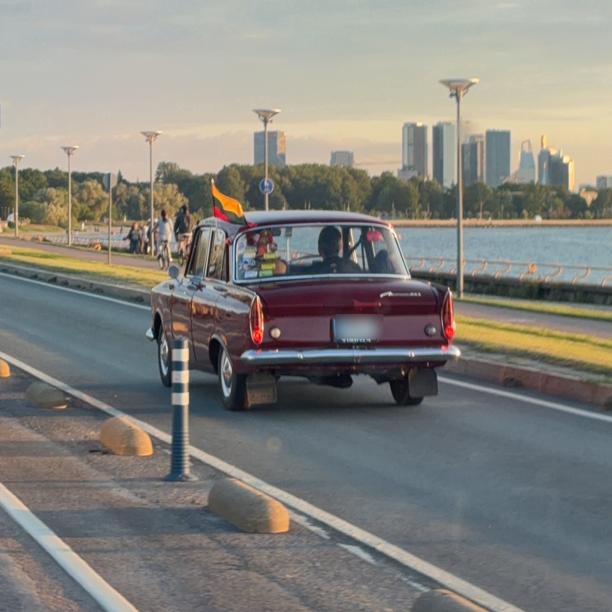 1964 Moskvitch Moskvitch 408