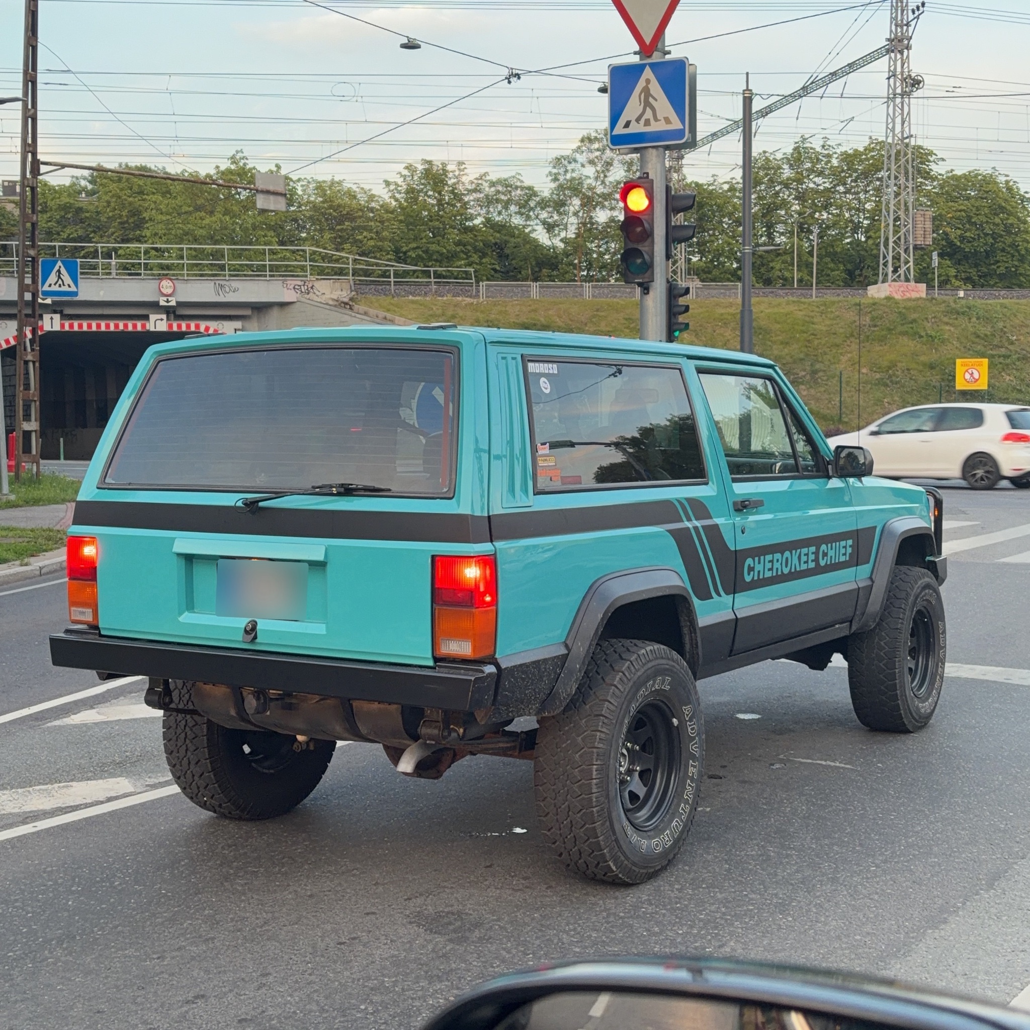 1984 Jeep Cherokee Chief (XJ) 2-door