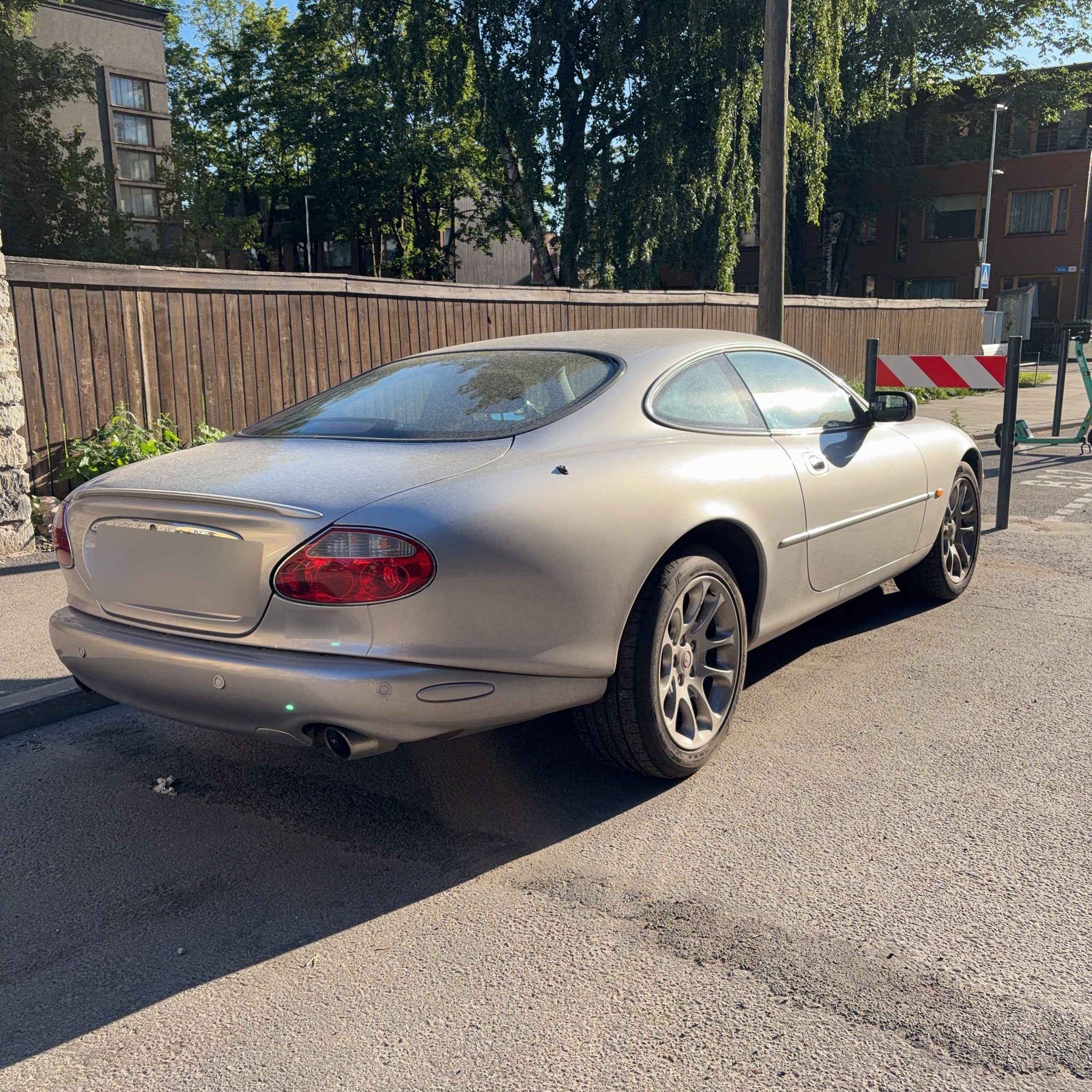 1996 Jaguar XKR (X100)