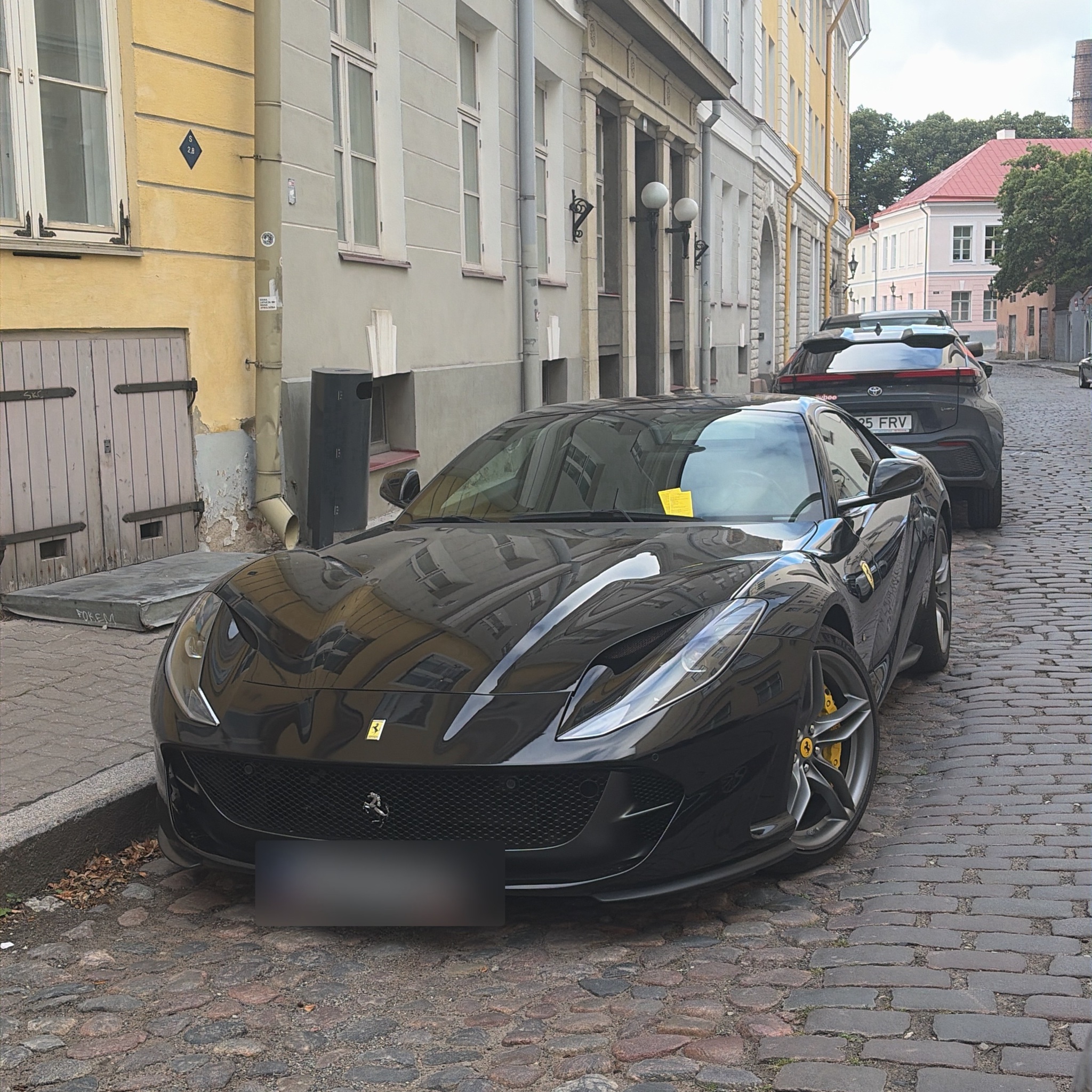 2017 Ferrari 812 Superfast