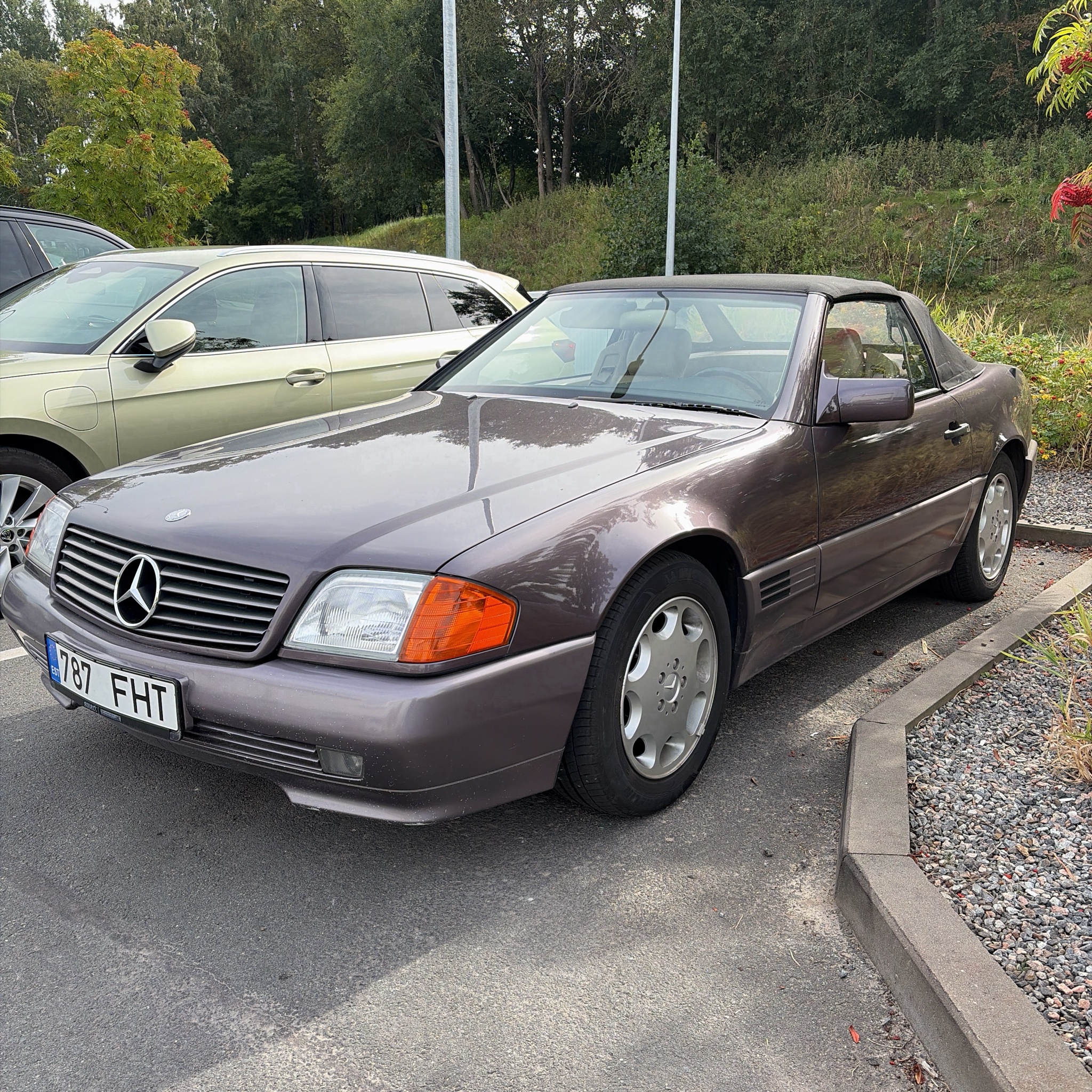 1989 Mercedes-Benz SL (R129)