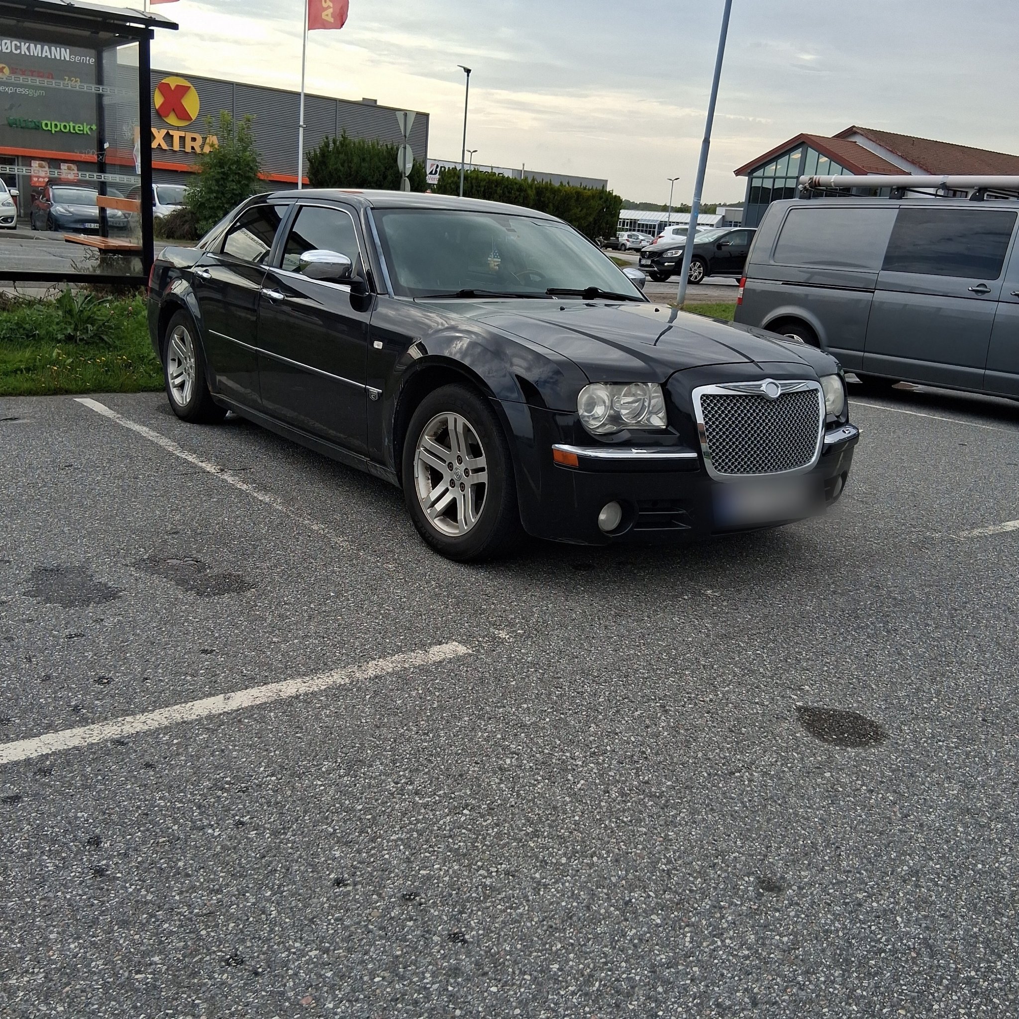 2004 Chrysler 300 (LX)